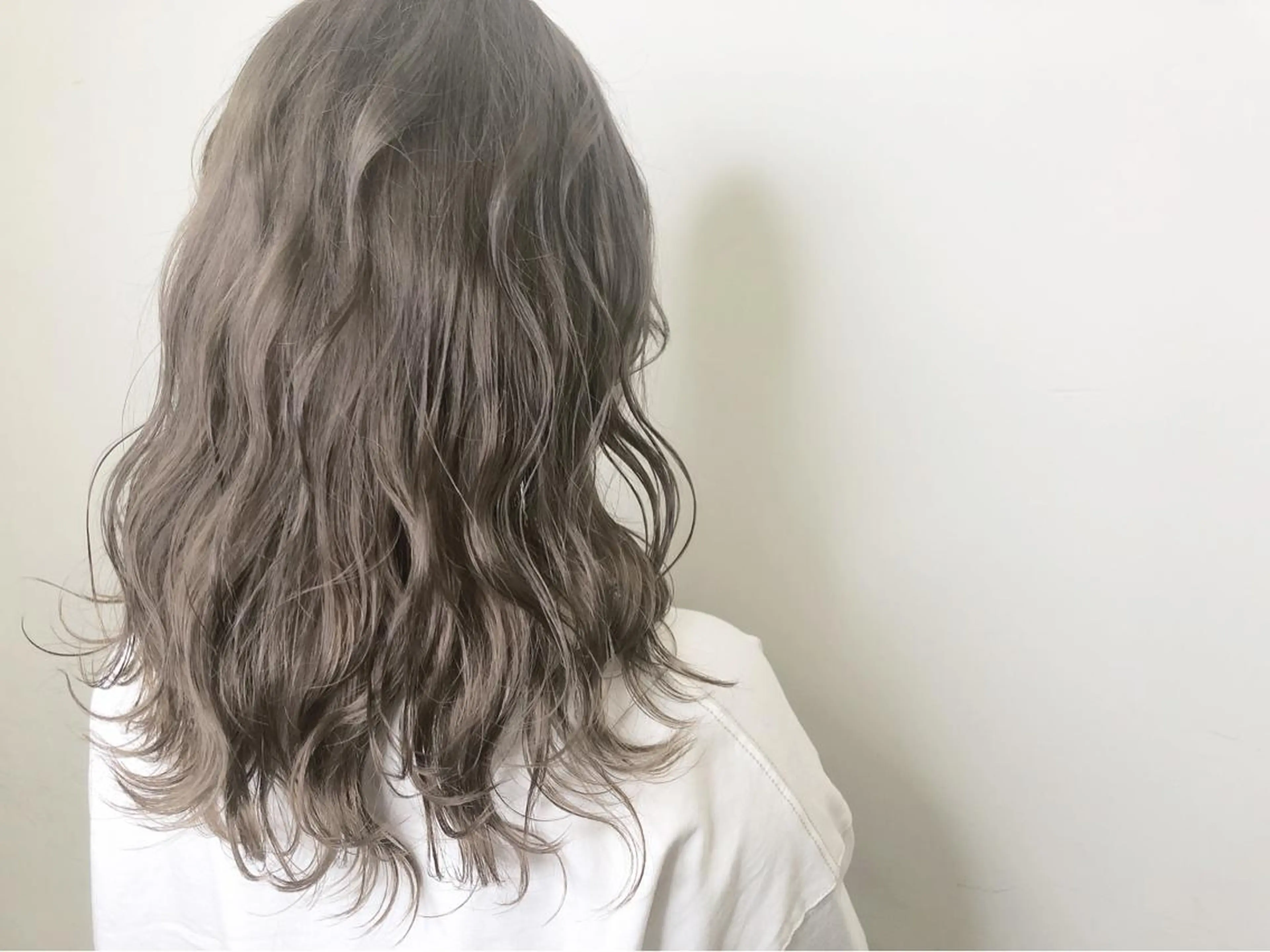 ミディアム ヘアカラー トリートメント メンズ レイヤー ウルフ 弓木啓輔のヘアスタイル