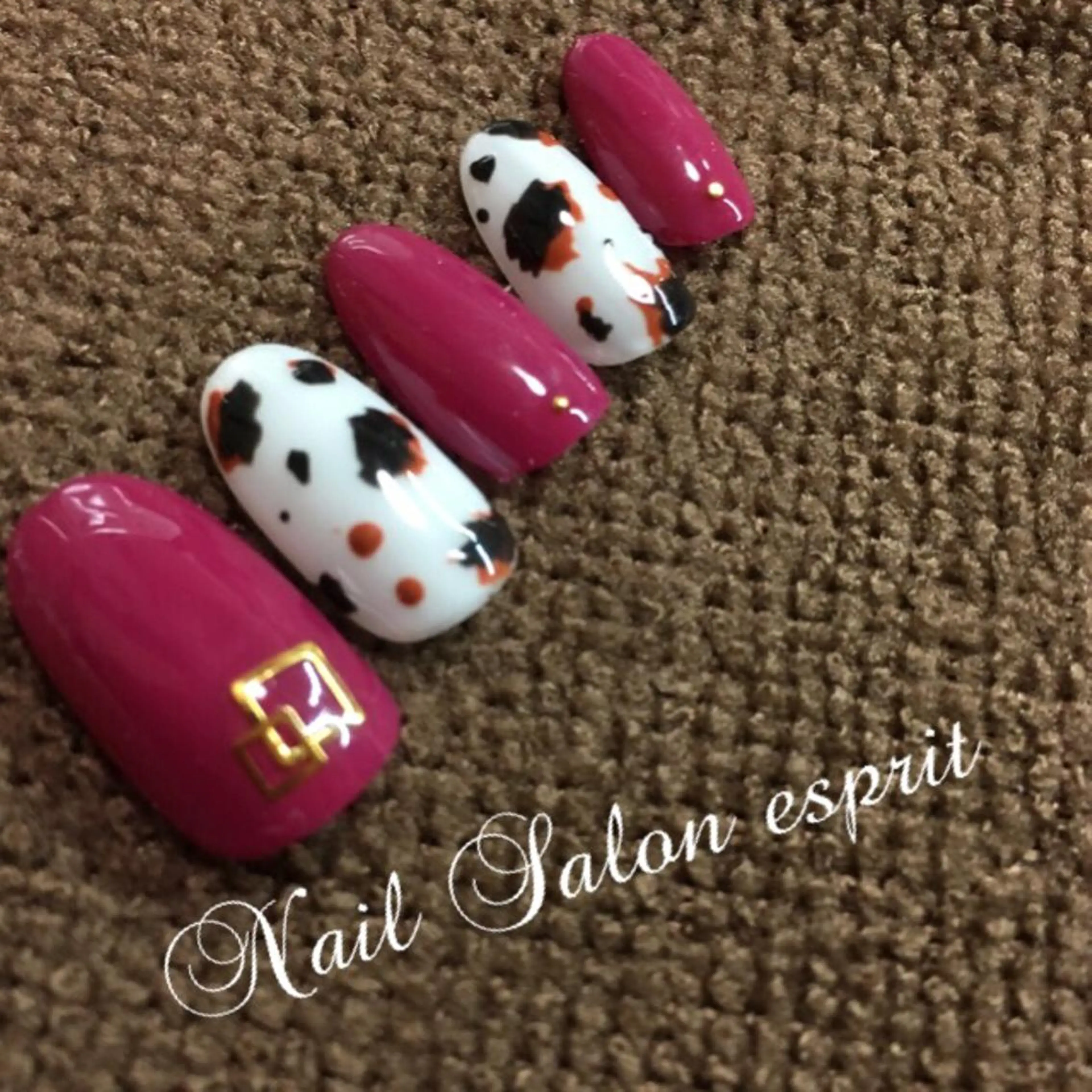 ネイル アニマル柄 Nail Salon espritのネイルデザイン
