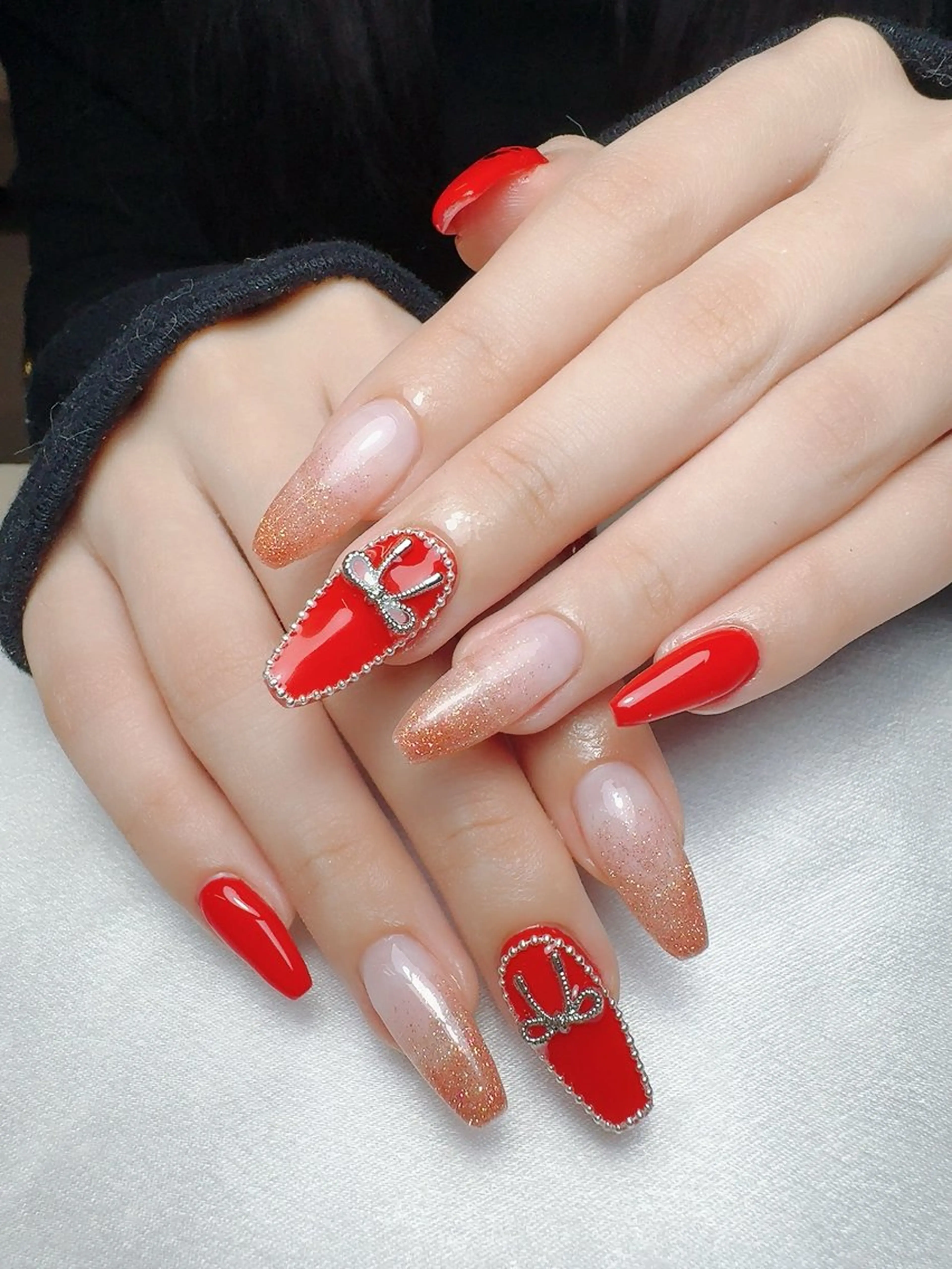 ネイル LR.ONE リナのネイルデザイン