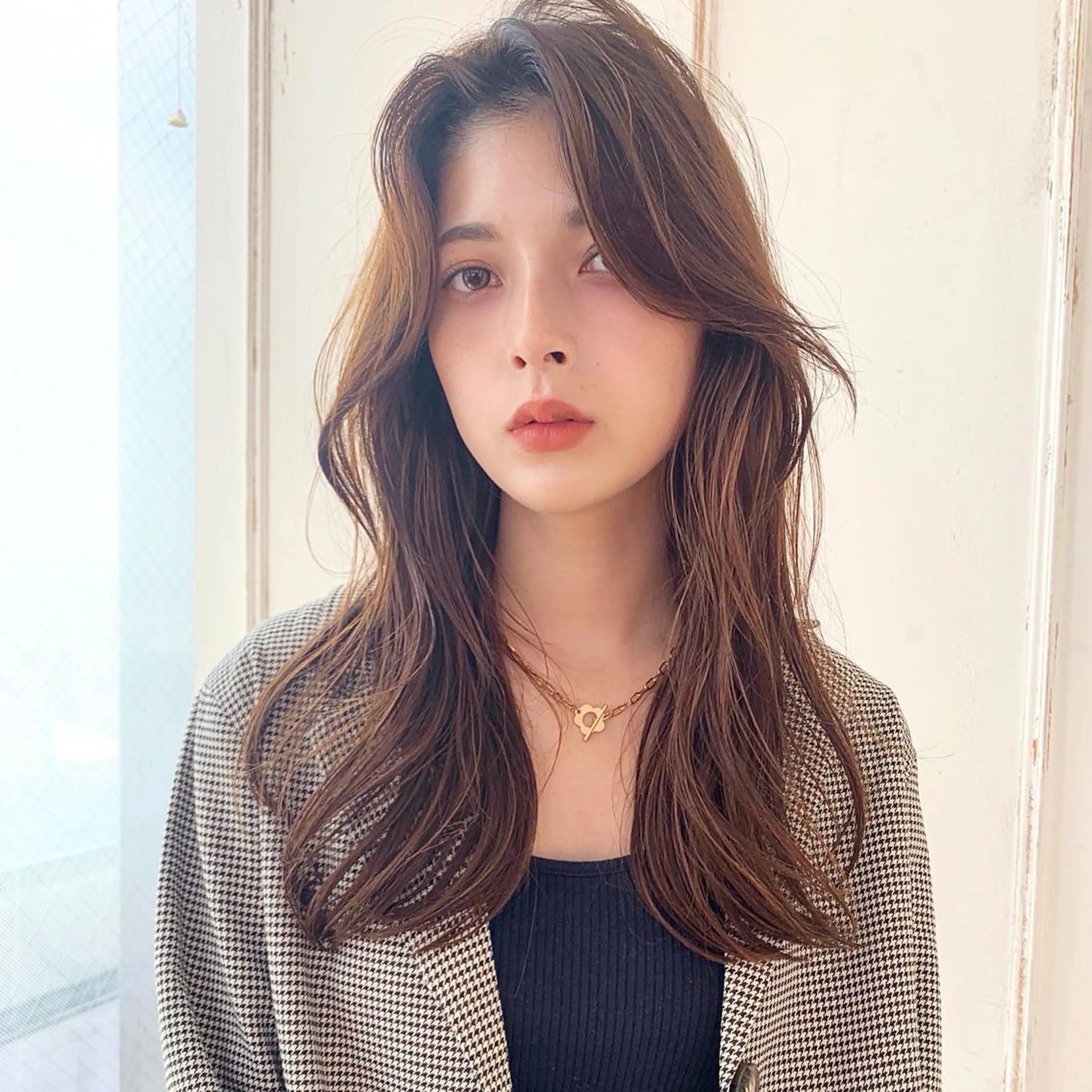 ロング カラー ブラウンカラー ココアブラウン 顔まわりレイヤー 韓国風ヘア レイヤーカット ヘアカラー Sana / 韓国ヘア / カラーのヘアスタイル