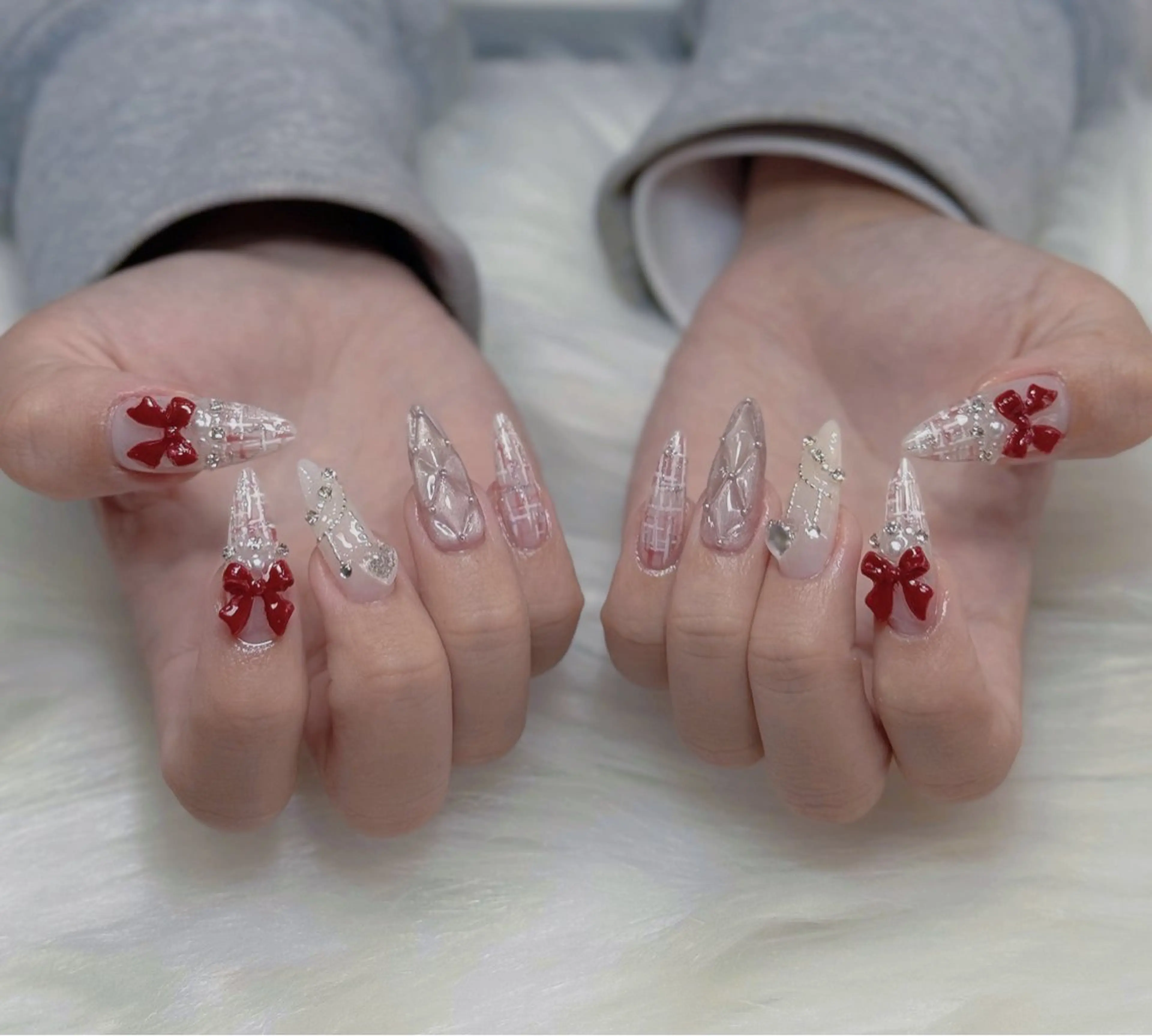 ネイル アートネイル オーロラネイル ジェルネイル 韓国ネイル ロングネイル ハンドネイル Nichi Nailsのネイルデザイン