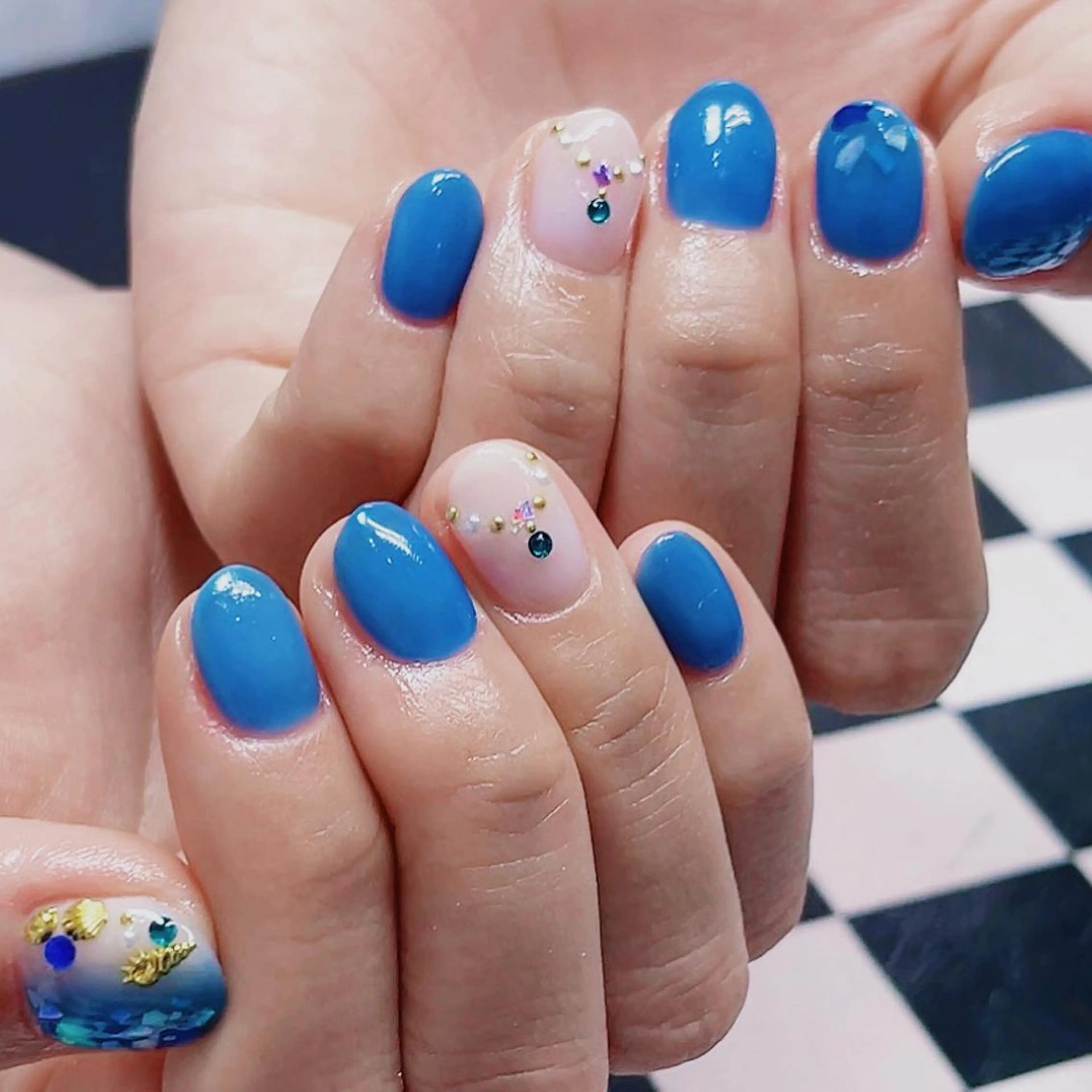 ネイル 持ち込み ハンドネイル DIAMOND 💅のネイルデザイン