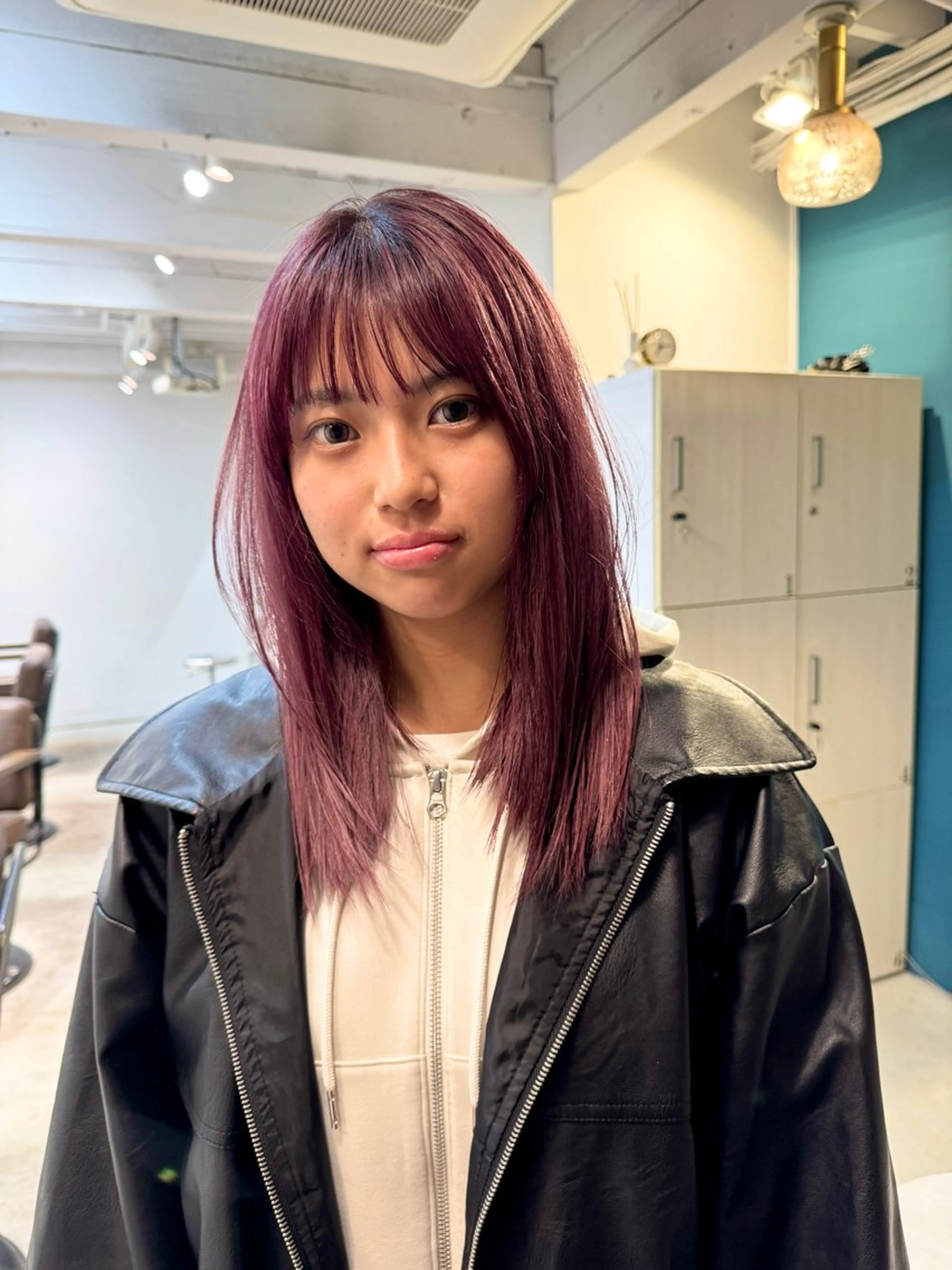 セミロング カラー カット ヘアカラー トリートメント 透明感カラー/ハイト ーン/メイク/umiのヘアスタイル