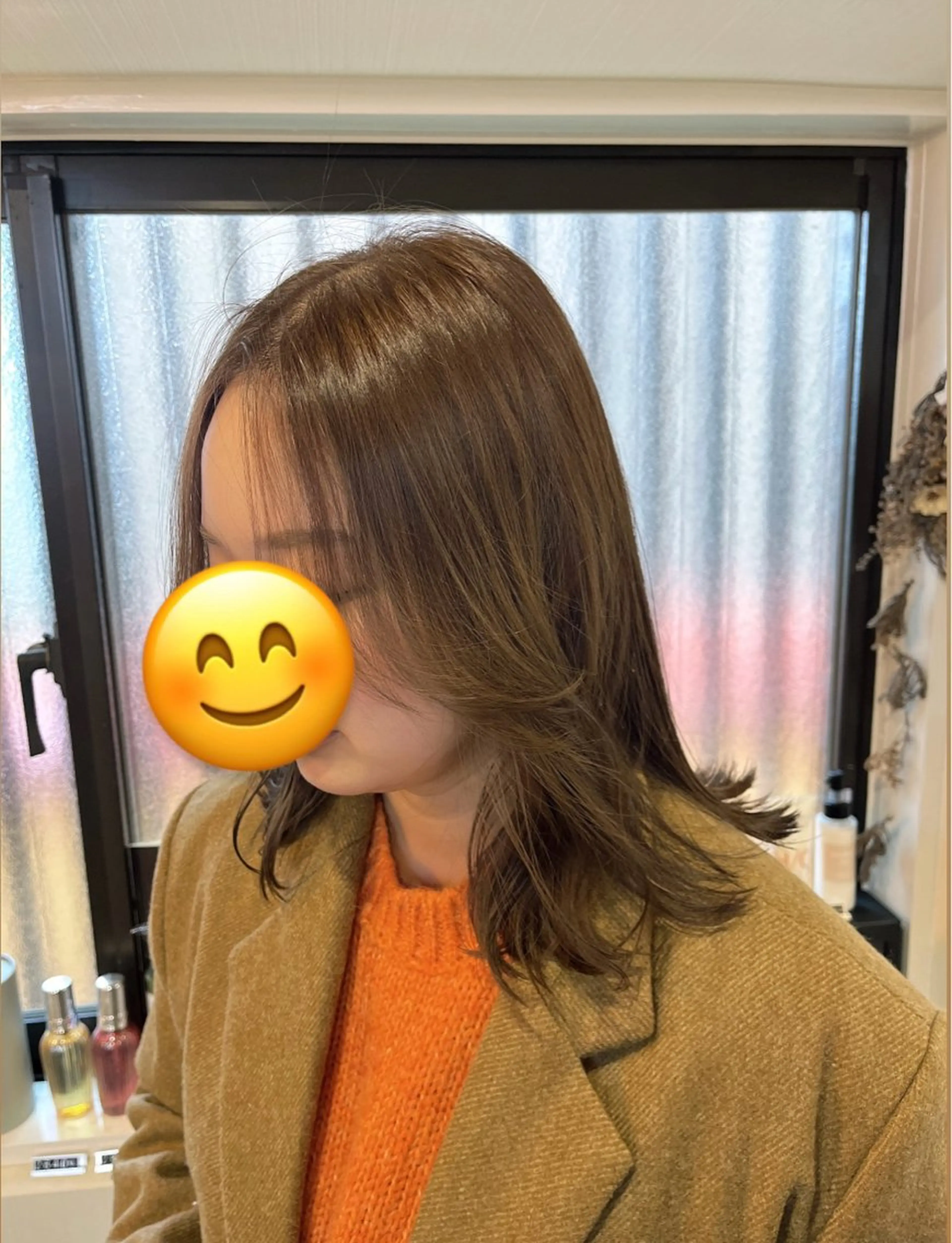 ミディアム カラー ベージュカラー カット ヘアカラー トリートメント 下石怜子/レイヤー/ 透明感カラーのヘアスタイル