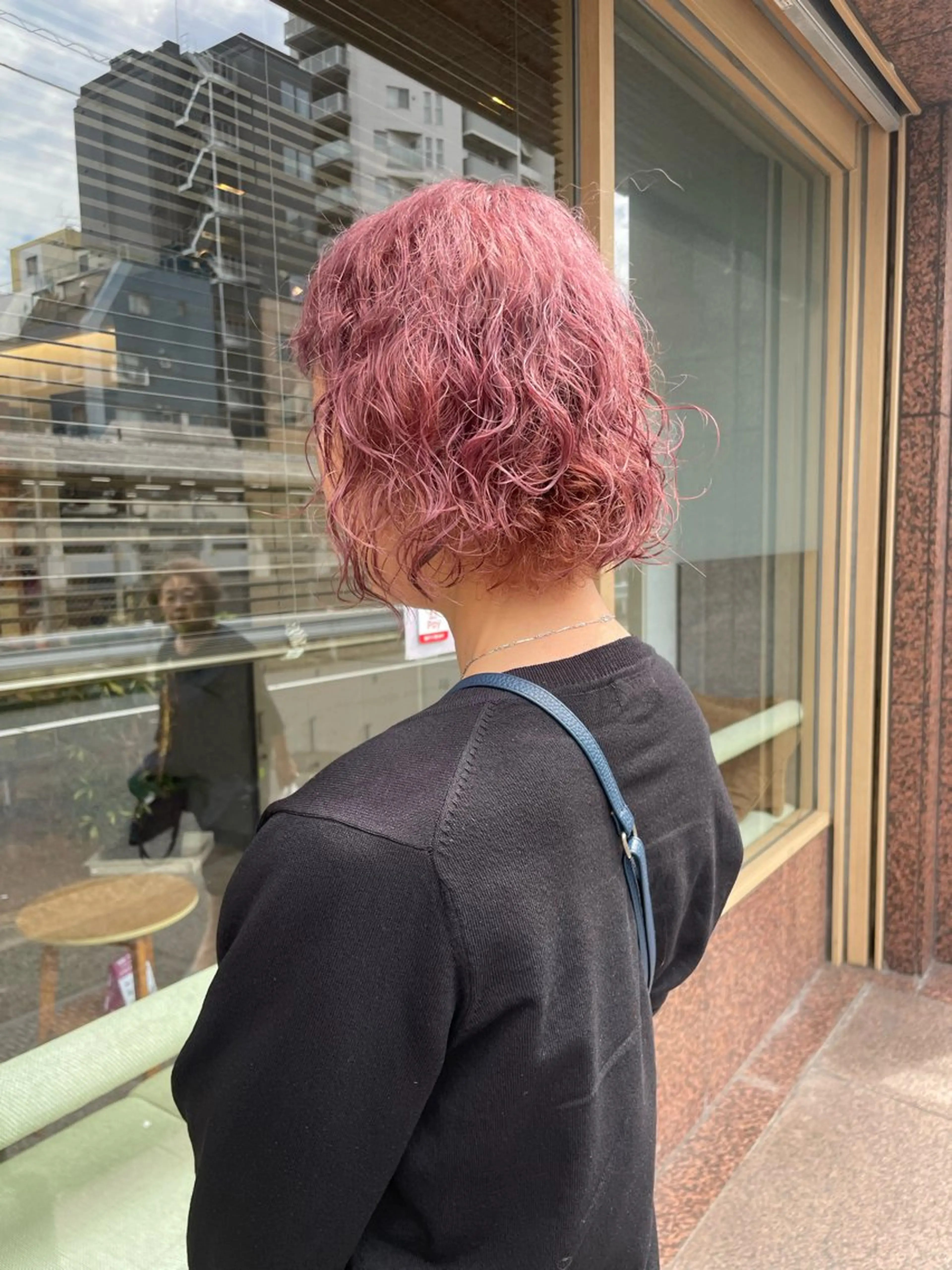 ショート カラー ブリーチ ピンクカラー くせ毛 髪質改善/Bloss om🌷高橋沙衣のヘアスタイル