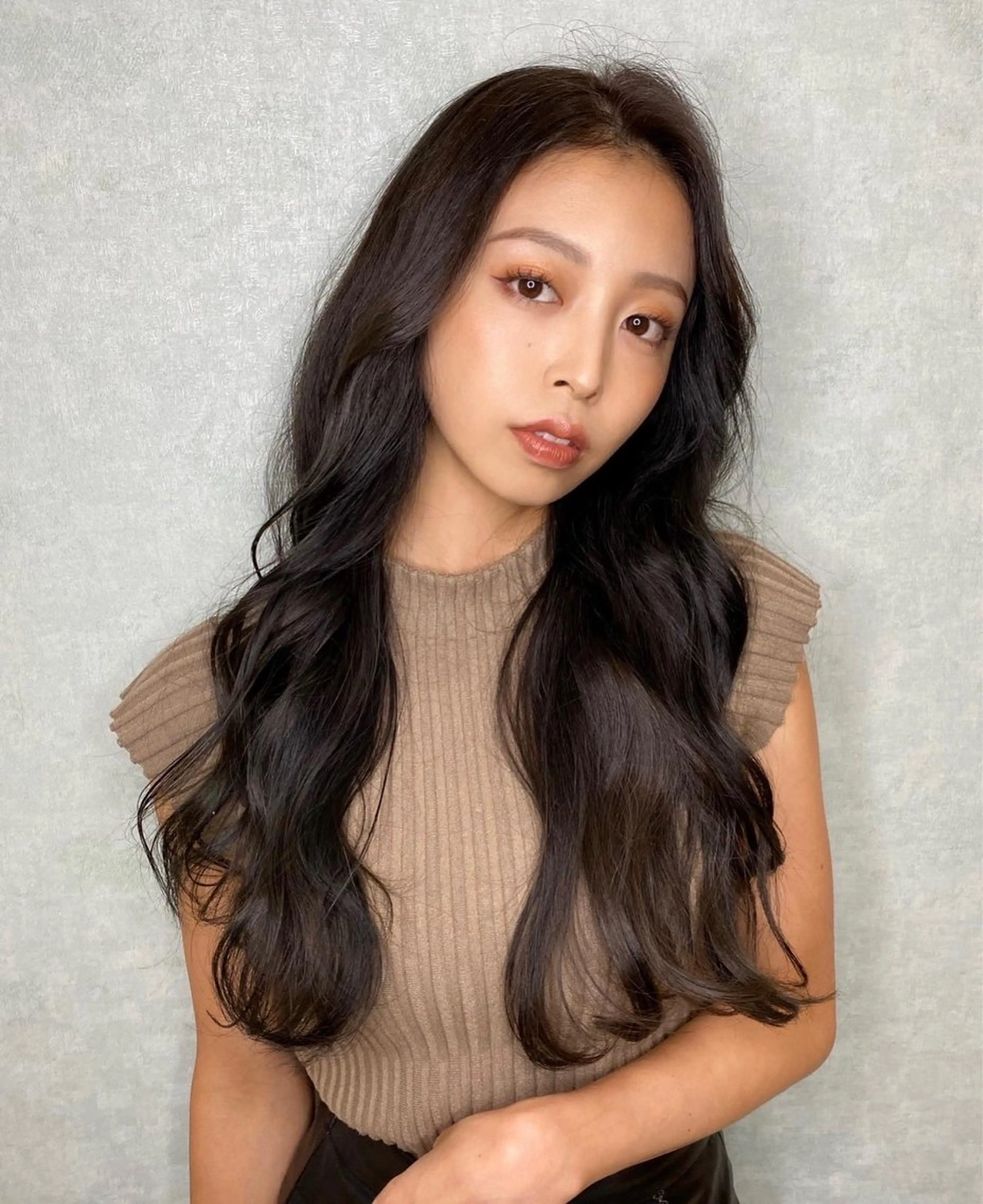 ロング カラー ブリーチ グレージュ モカグレージュ ブリーチなしカラー カット ヘアカラー トリートメント エクステ/透明感 韓国ヘア/KENTAのヘアスタイル