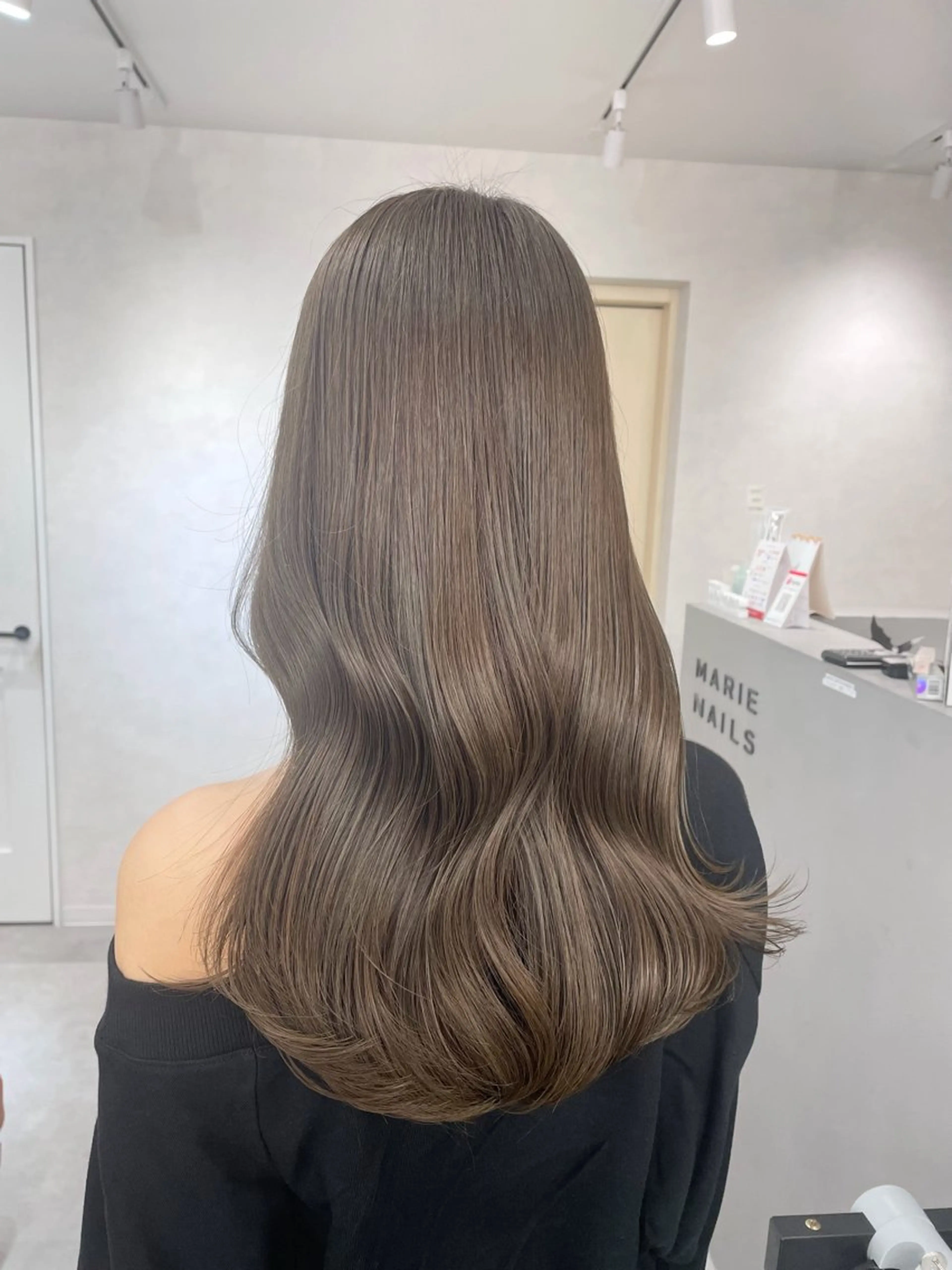 セミロング 田中 蓮華のヘアスタイル