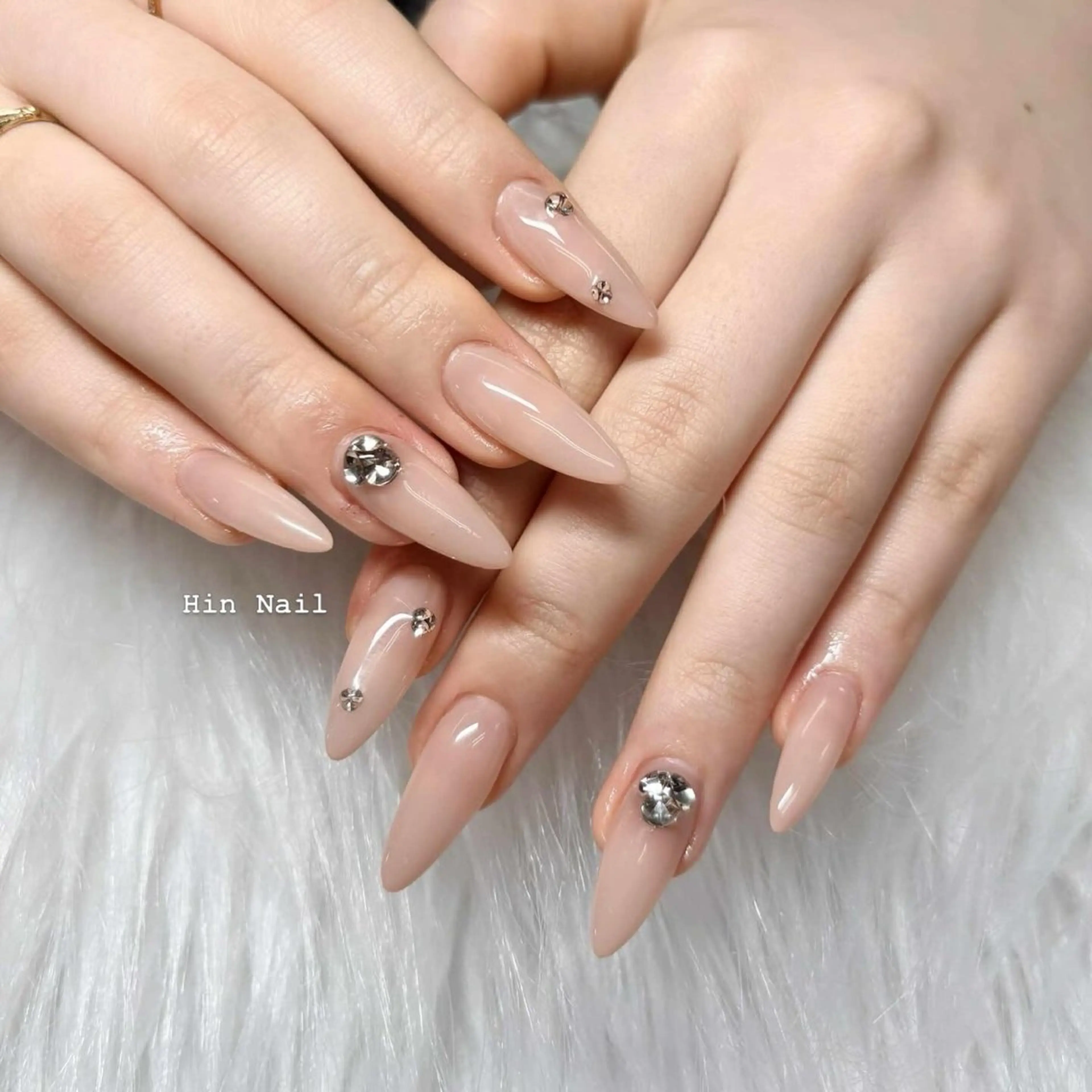 ネイル ハンドネイル HIN NAILのネイルデザイン