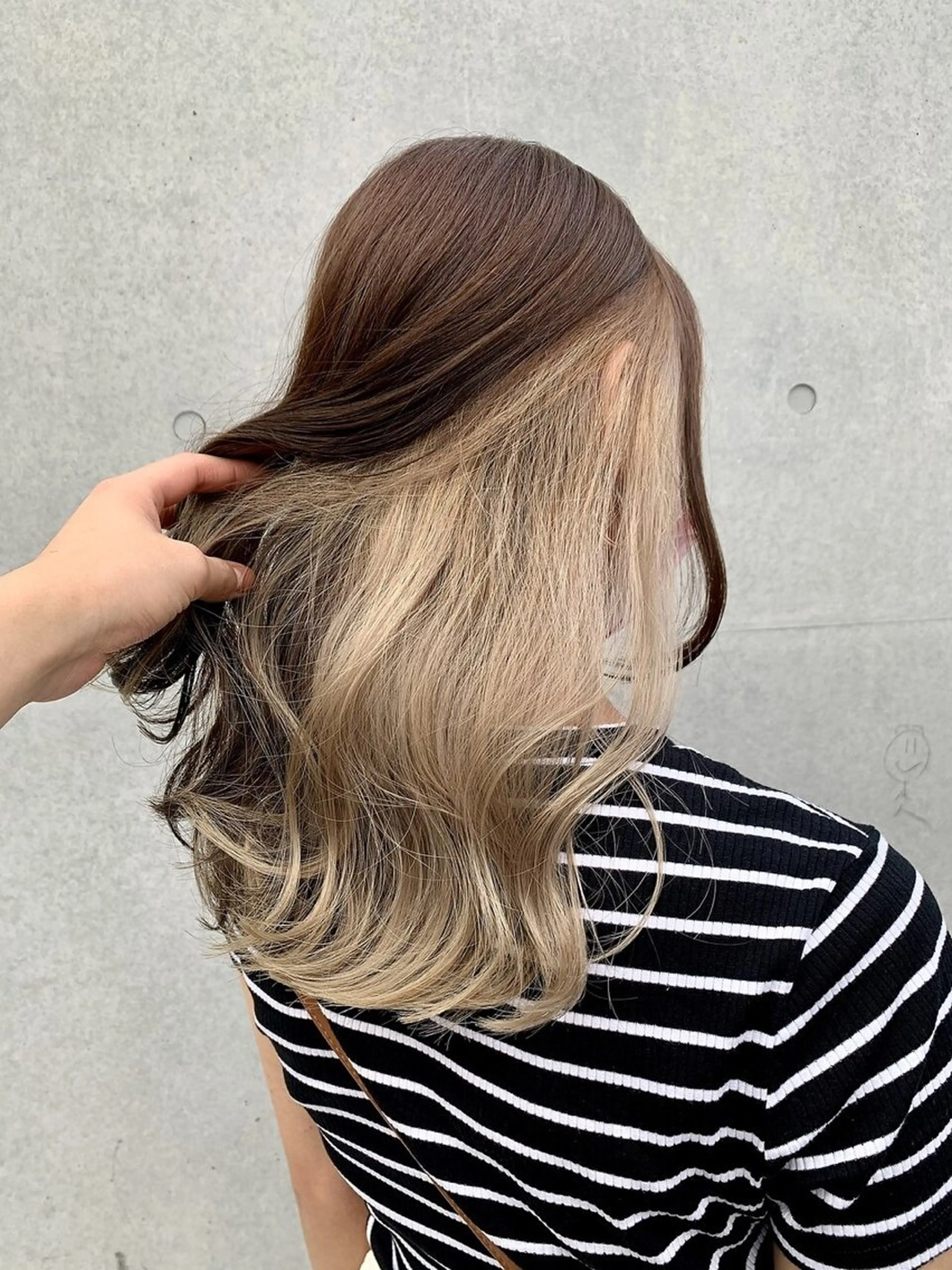 ミディアム カラー edge.下北沢所属・suii スイのヘアスタイル