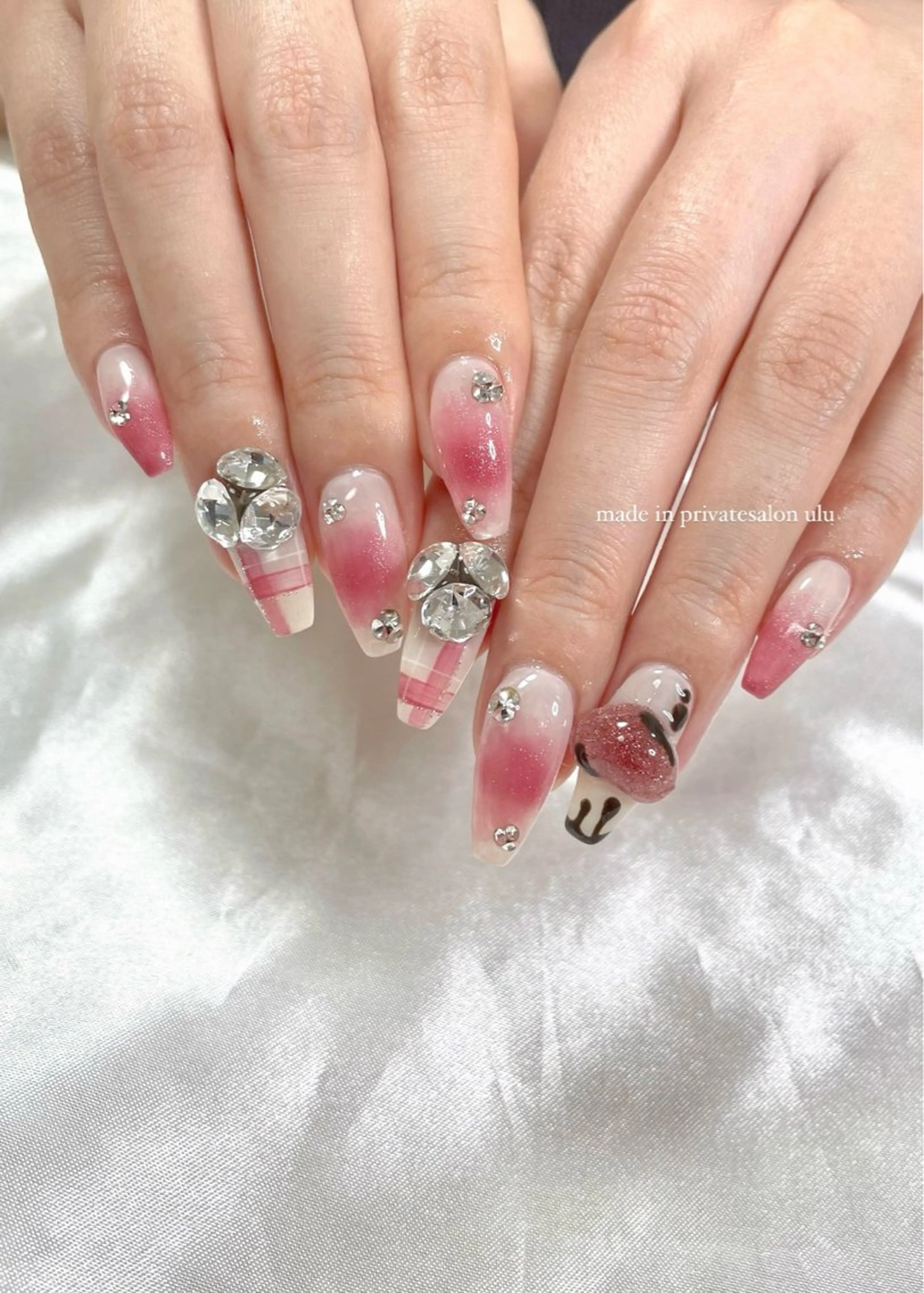 ネイル private salon uluのネイルデザイン