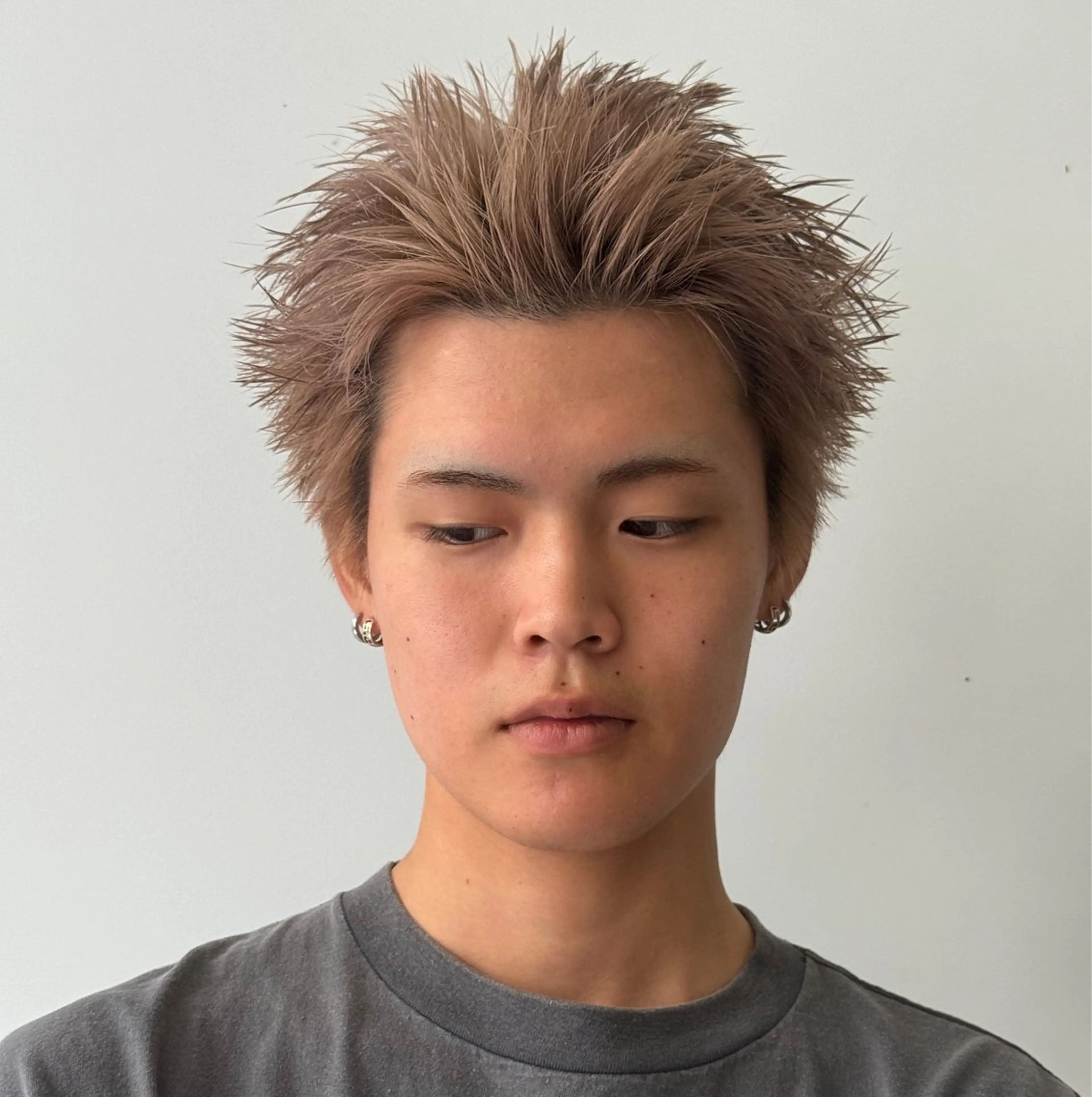 【垢抜け男子へ】カット＋眉カット＋眉ワックス脱毛セットの写真