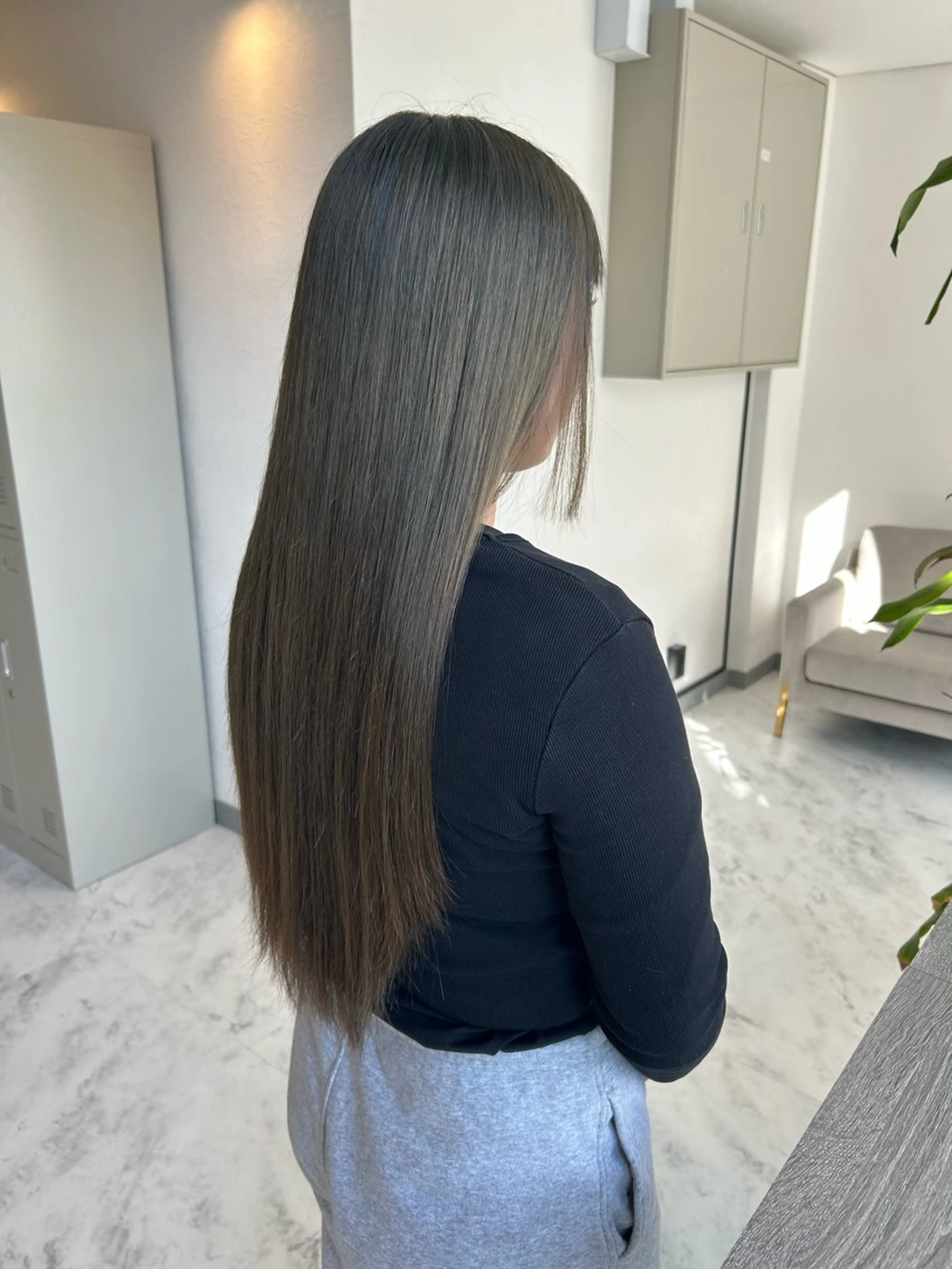 ロング カラー カット ヘアカラー トリートメント Via 京都烏丸所属・ブロンド/ハイトーン /レイヤー/りなのヘアスタイル