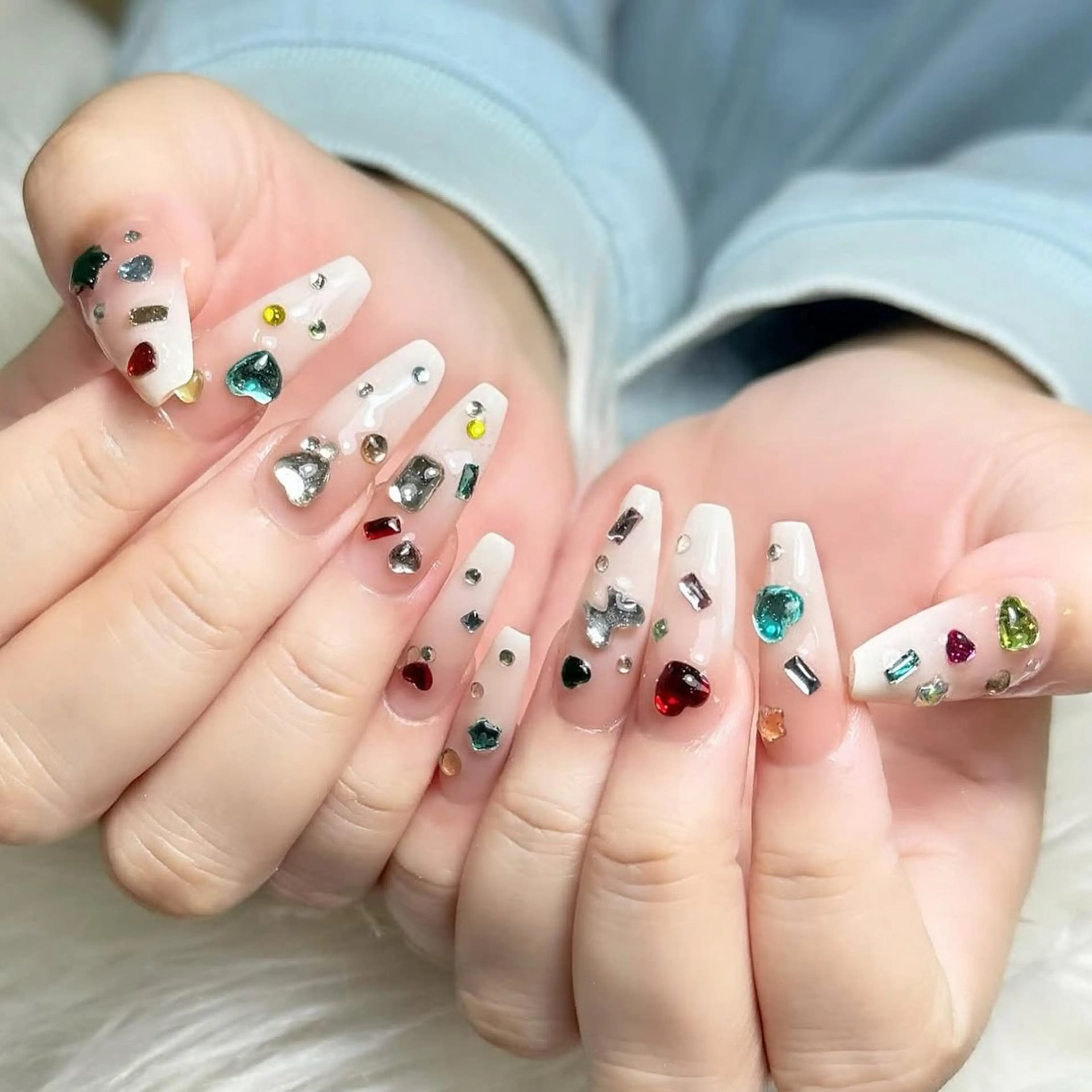ネイル ハンドネイル ハンドケア Nova Nail Nambaのネイルデザイン