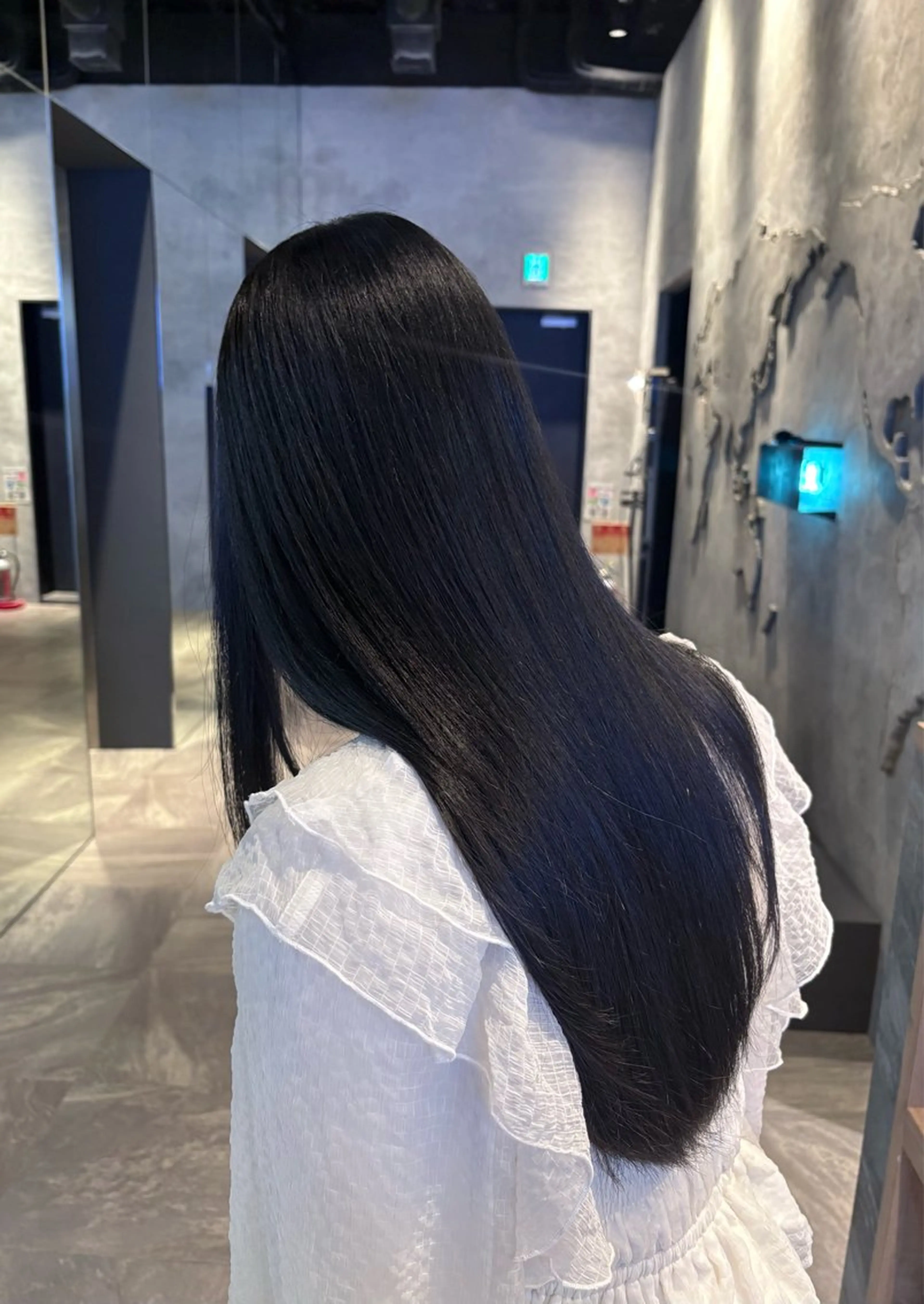 ロング カラー 透明感カラー カット ヘアカラー トリートメント 🫧透明感カラー/ 寒色カラー/Risaのヘアスタイル