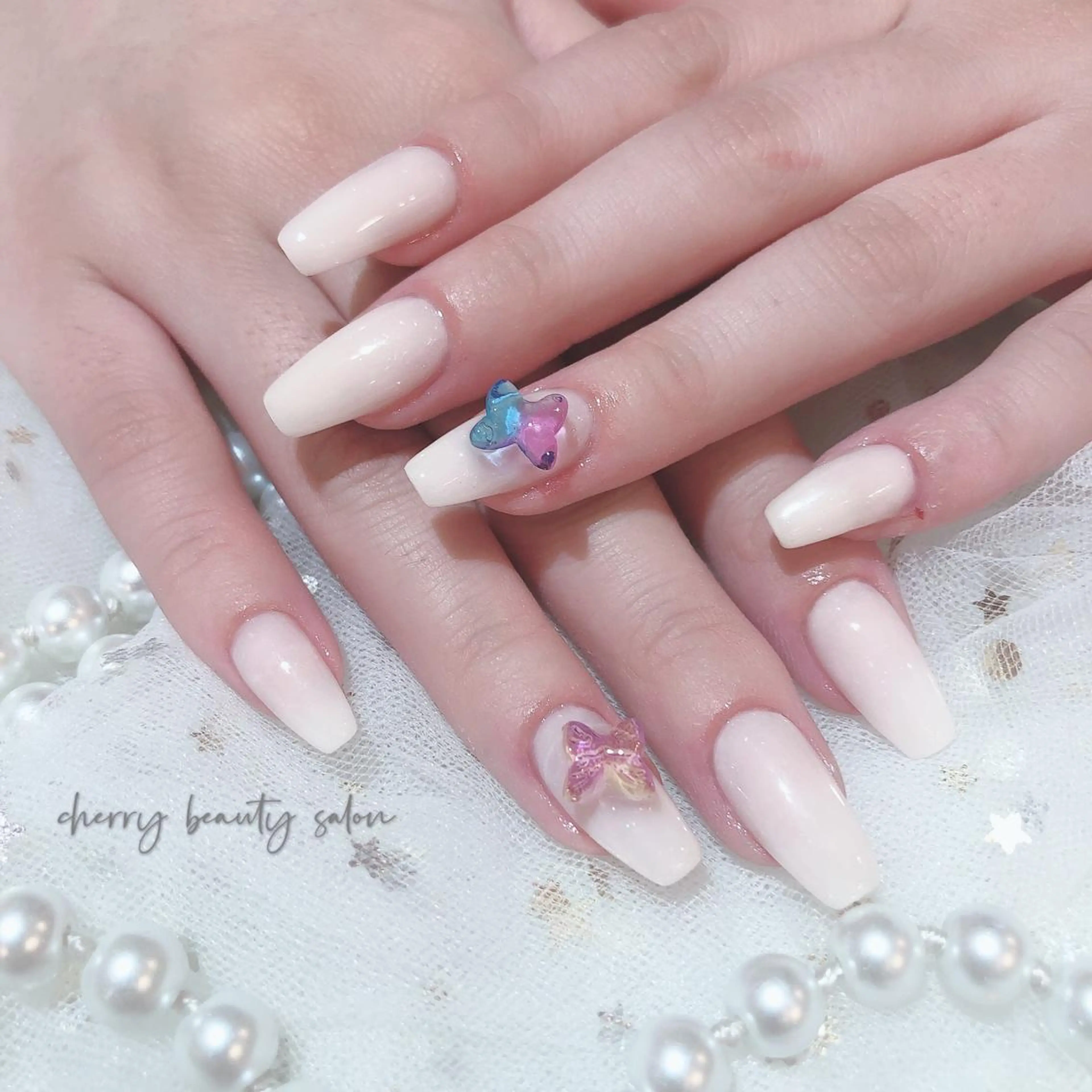 ネイル SAKURA 🍒のネイルデザイン