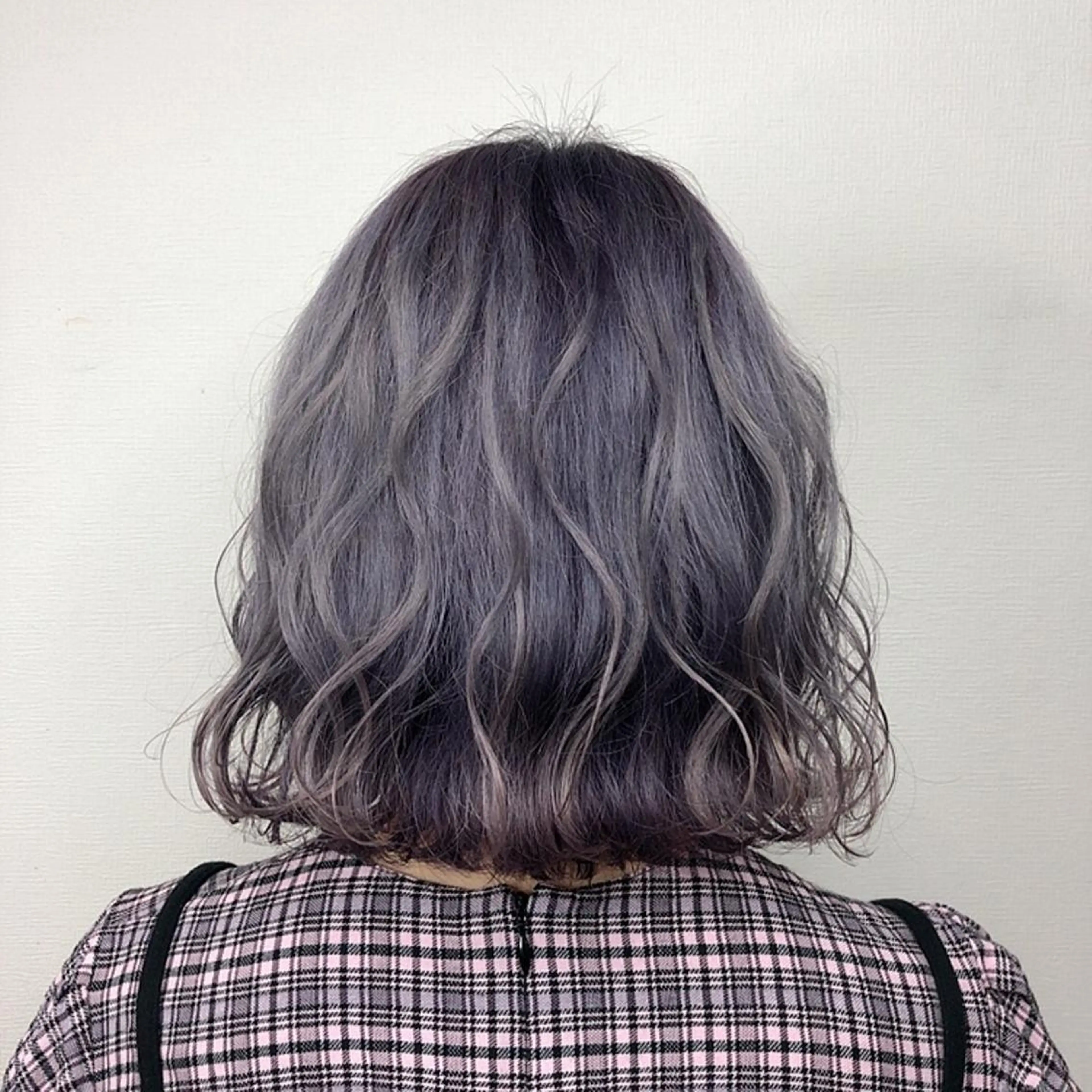 ミディアム カラー ヘアアレンジ ヘアセット 韓国レイヤーカット/ 儚げカラーチナツのヘアスタイル