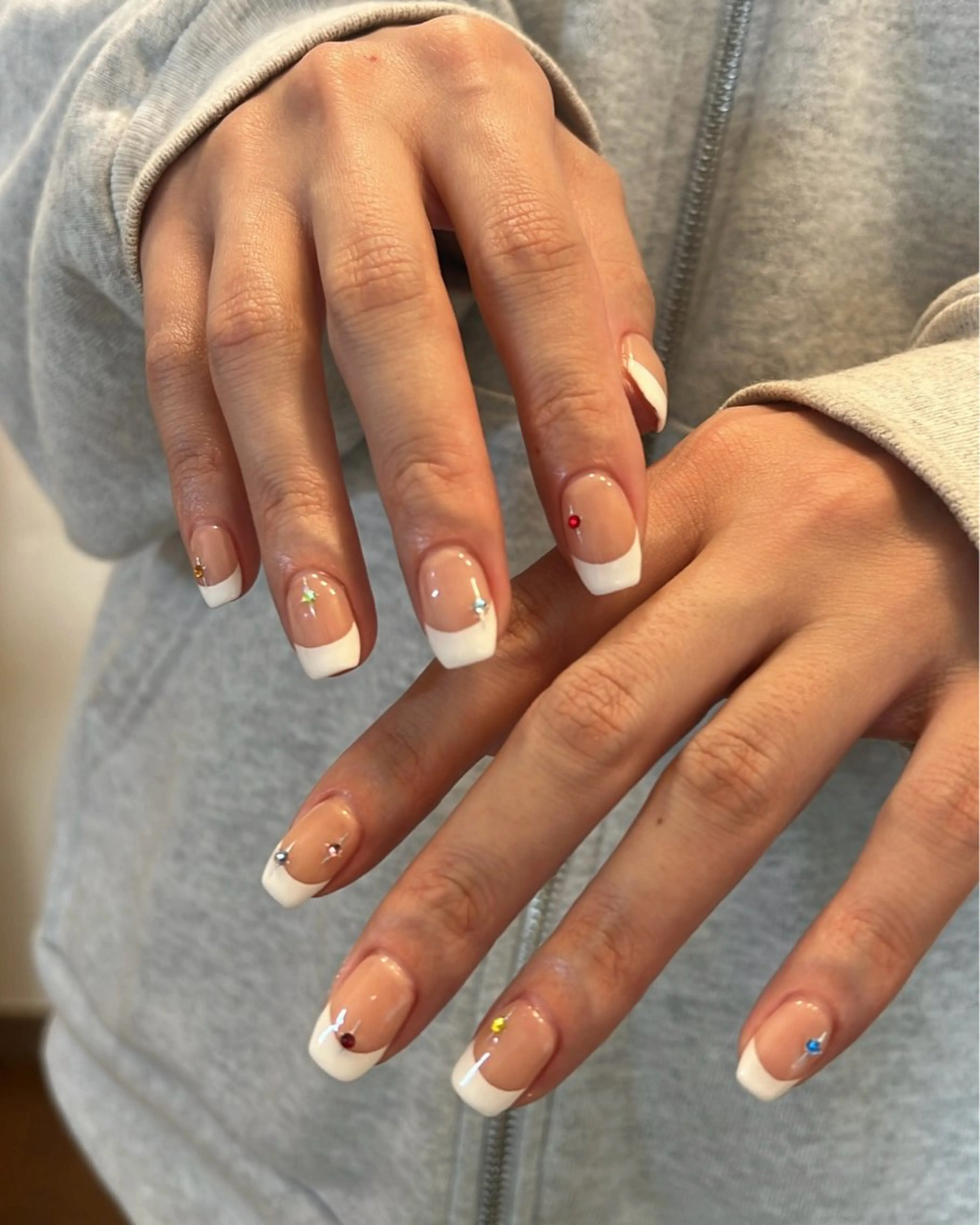 ネイル ハンドネイル フットネイル ハンドケア Nes.Nail所属・Miyagi Asamiのネイルデザイン