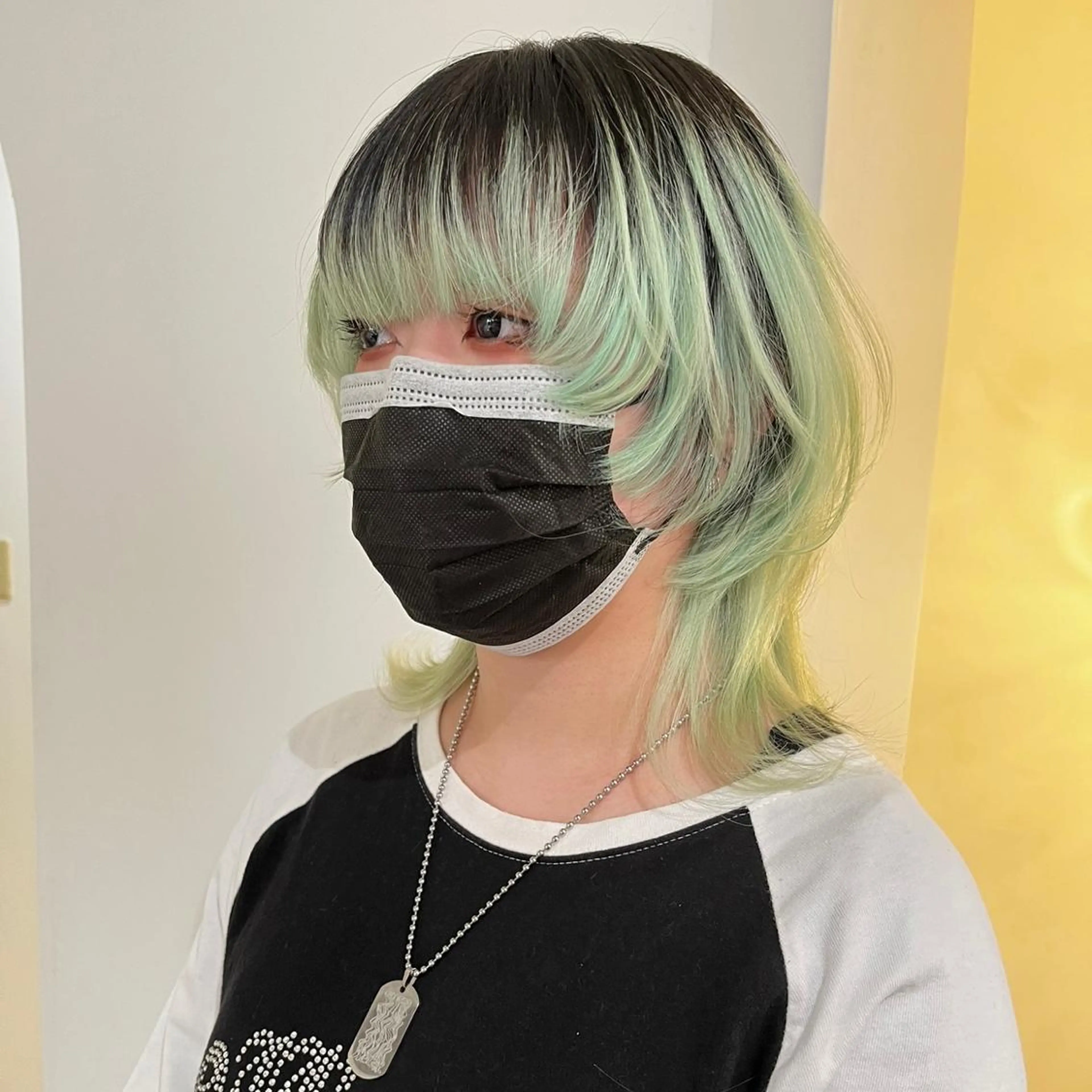 ミディアム エクステ MOE🐈‍⬛🎀 エクステ/ワンホンのヘアスタイル