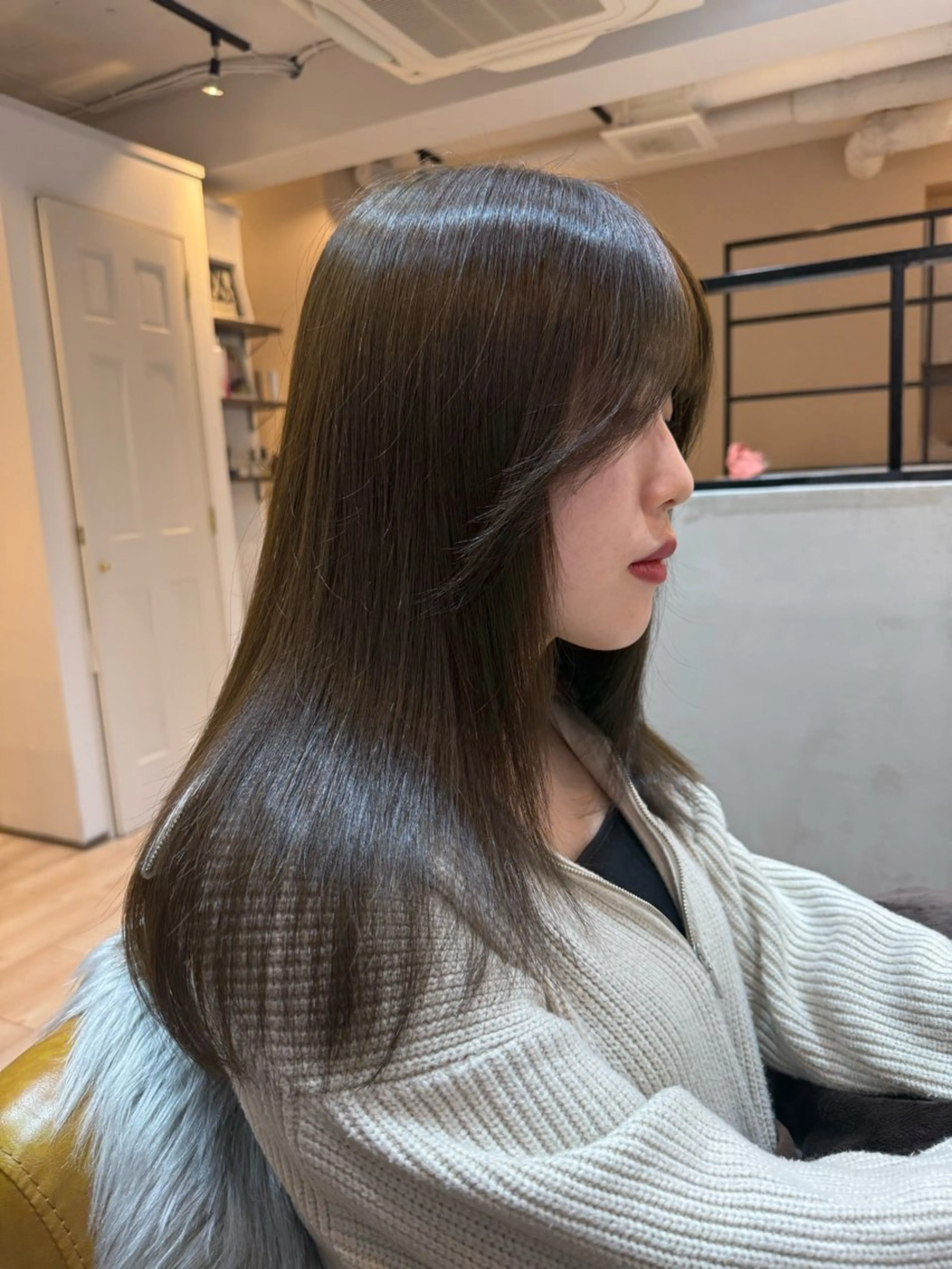 ロング 小山 ヨシタカのヘアスタイル