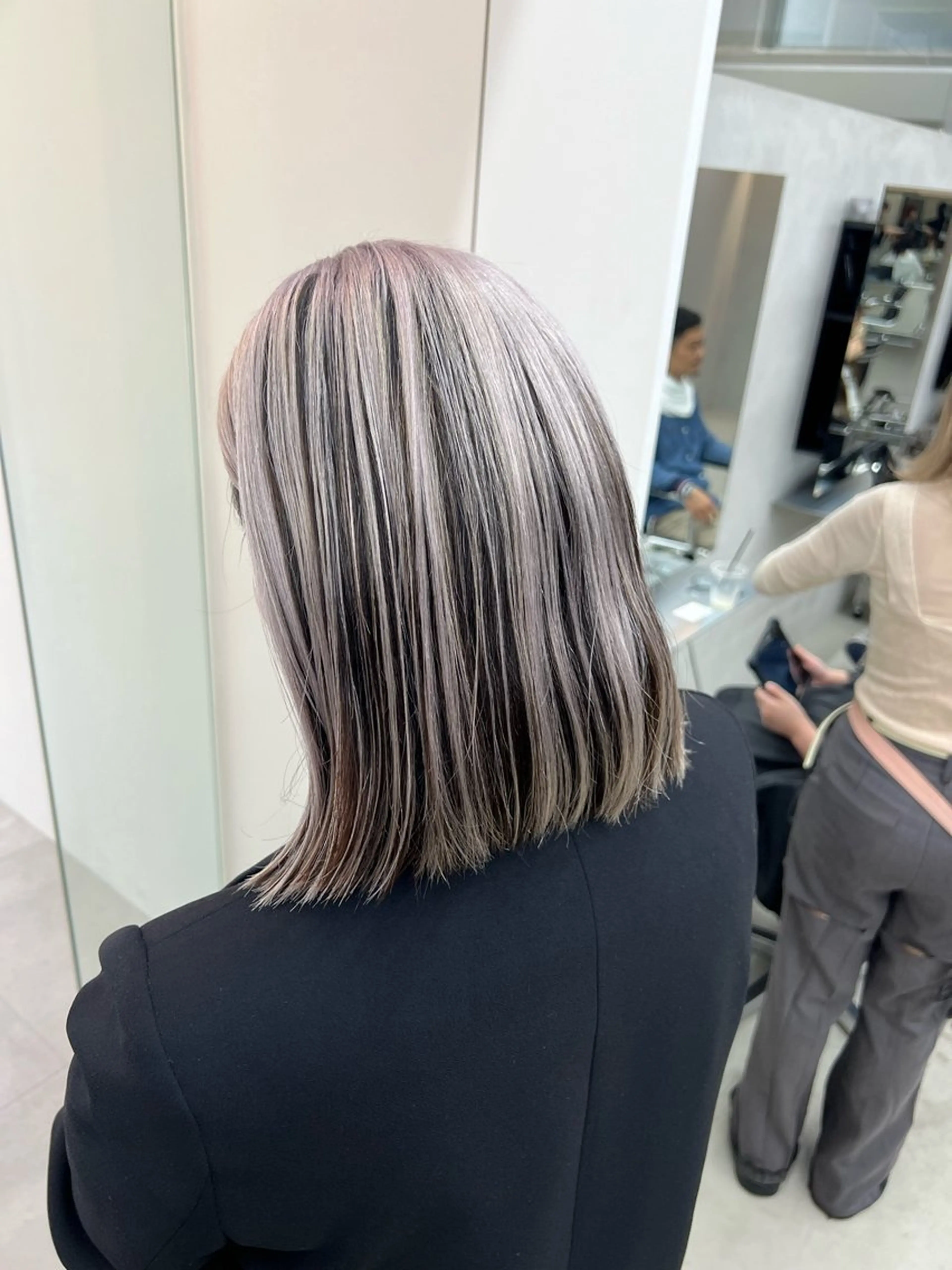 ショート カラー 吉沢遣人/レイヤー 艶カラー/パーマのヘアスタイル