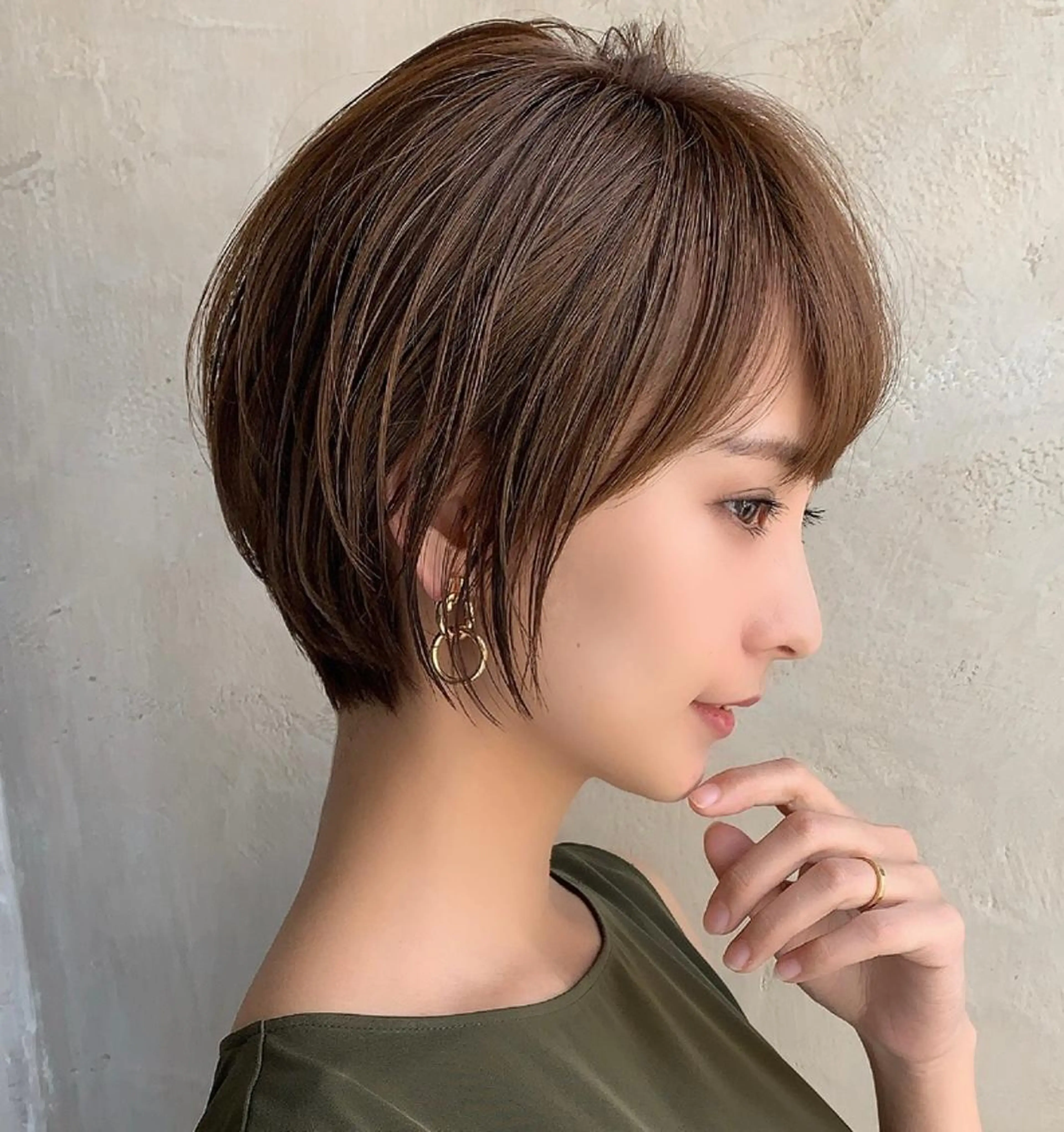 ショート 🧡くびれヘア/前髪 顔周り🧡久原結衣のヘアスタイル