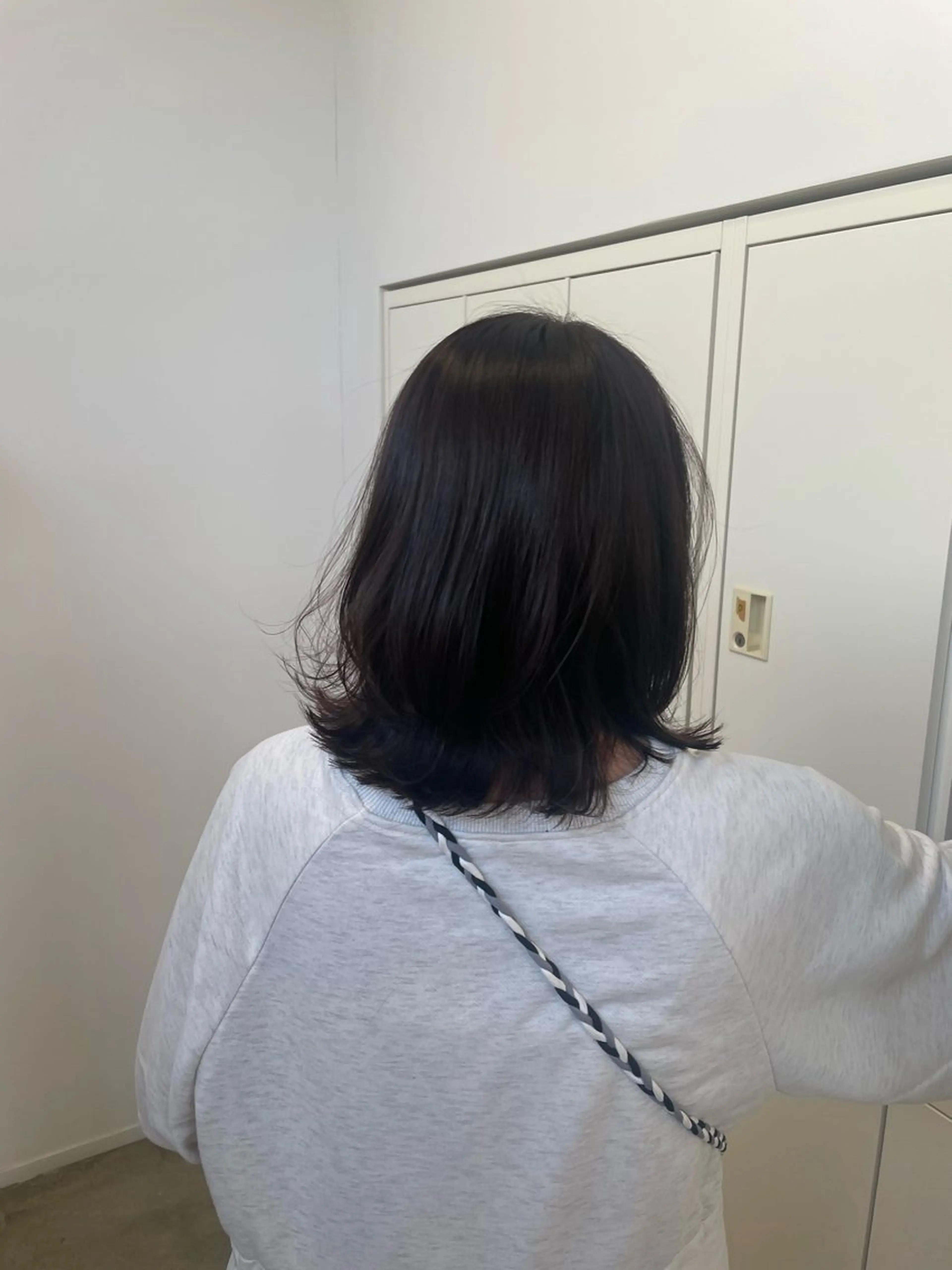 ミディアム くびれヘア レイヤーカット eclat hair's BEAU group所属・吉川 莉央のヘアスタイル