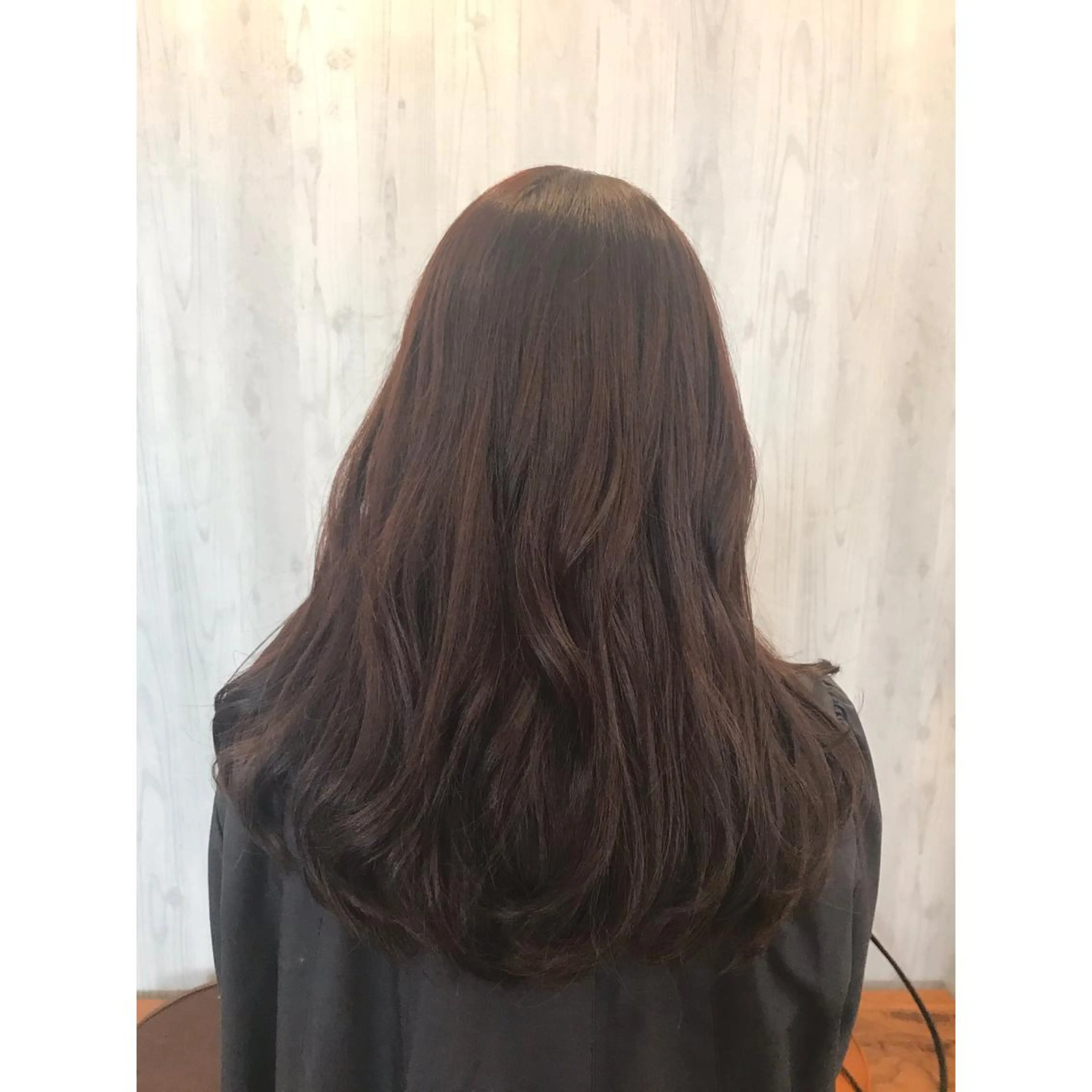 セミロング カラー カット ヘアカラー (スタイリスト)牧 好美のヘアスタイル