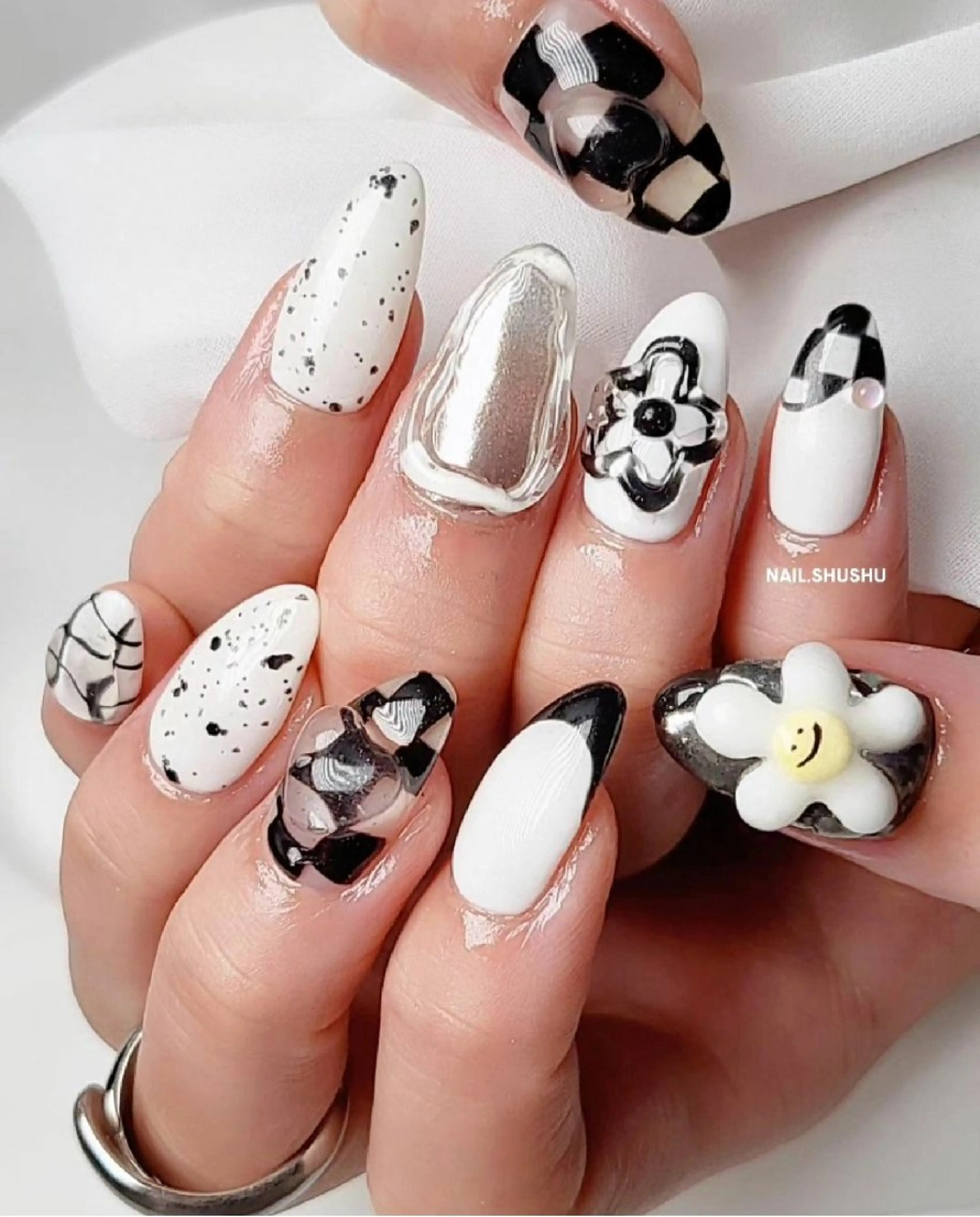 ネイル 持ち込み ニュアンスネイル ワンカラーネイル シンプルネイル 夏ネイル 3dパーツ/流行り 👧shushu❤️のネイルデザイン