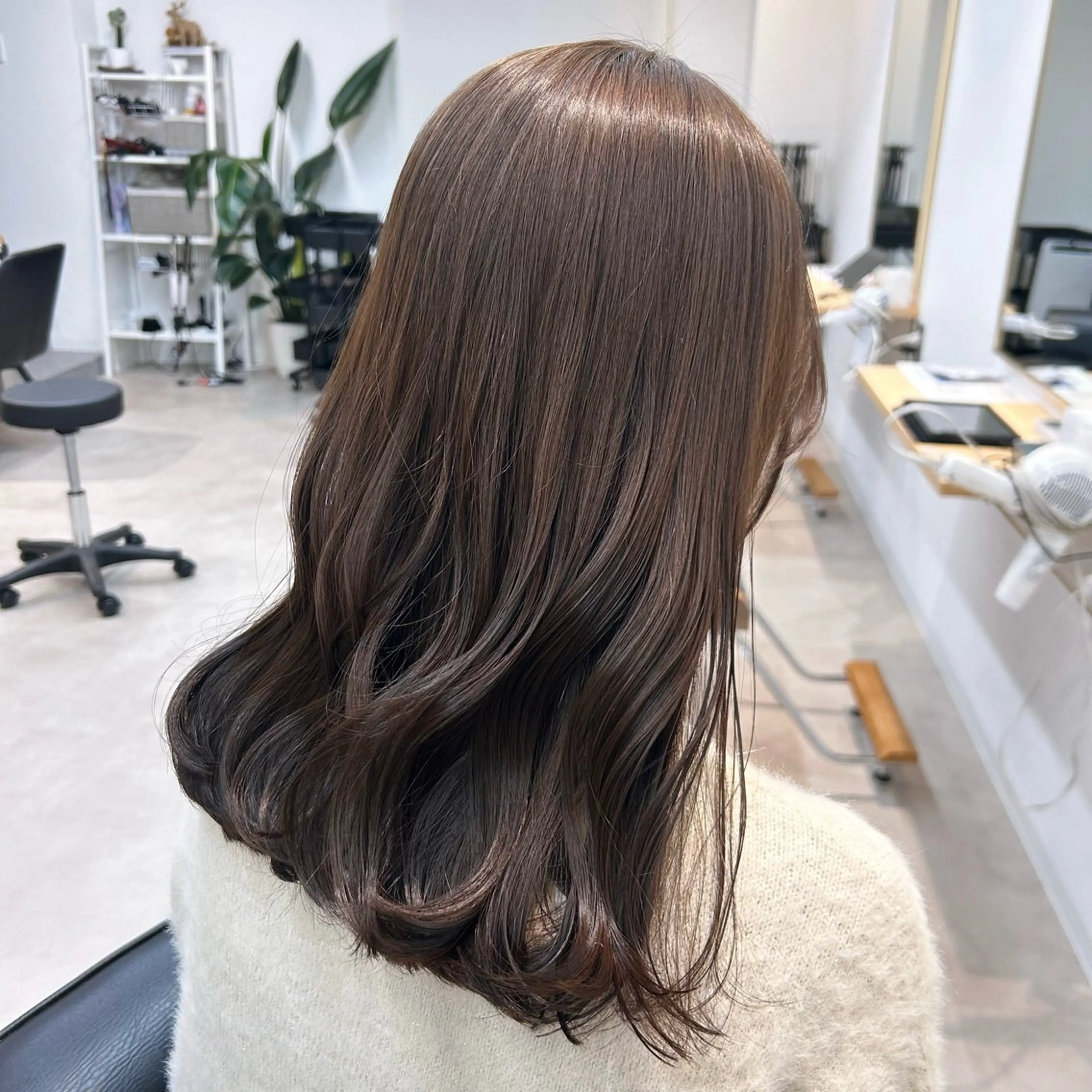 セミロング カラー アッシュ 韓国ボブ/レイヤー/ ハイトーン/まなみのヘアスタイル