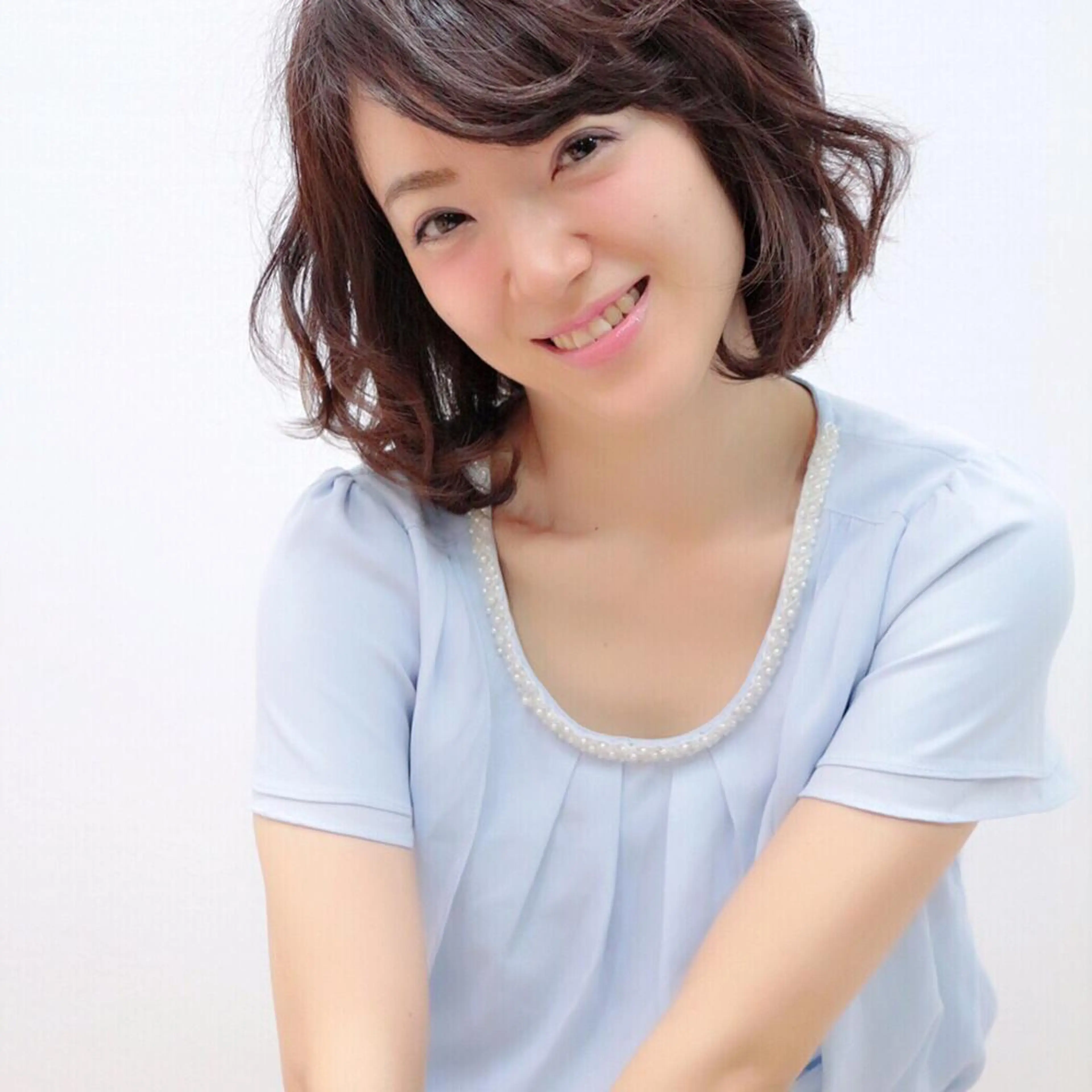 ミディアム 小林 伊織のヘアスタイル