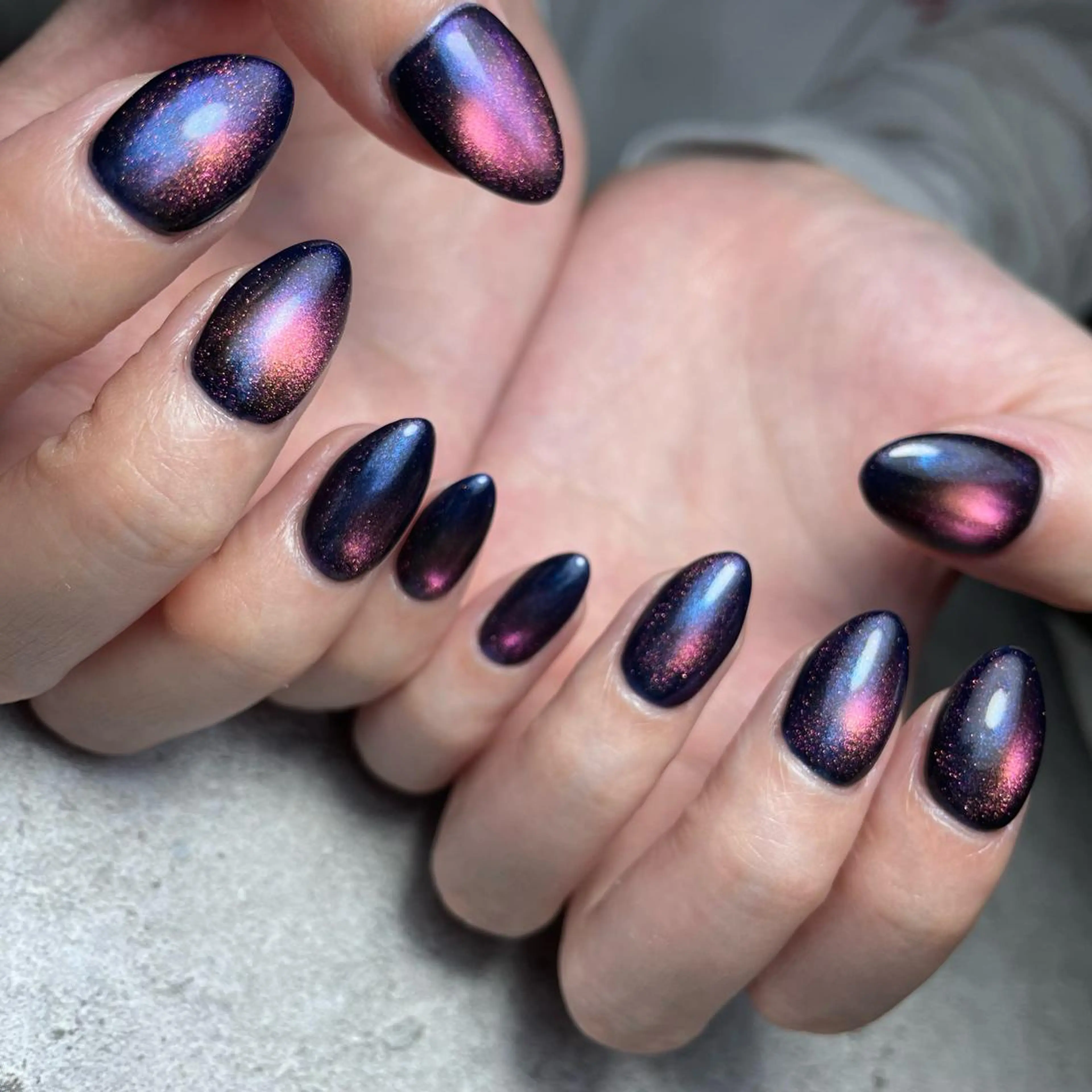 《HAND》オフ有【パラジェル】マグネット×オーロラお好きな組み合わせやり放題❤️自分だけの色の組み合わせを楽しめる💅の写真