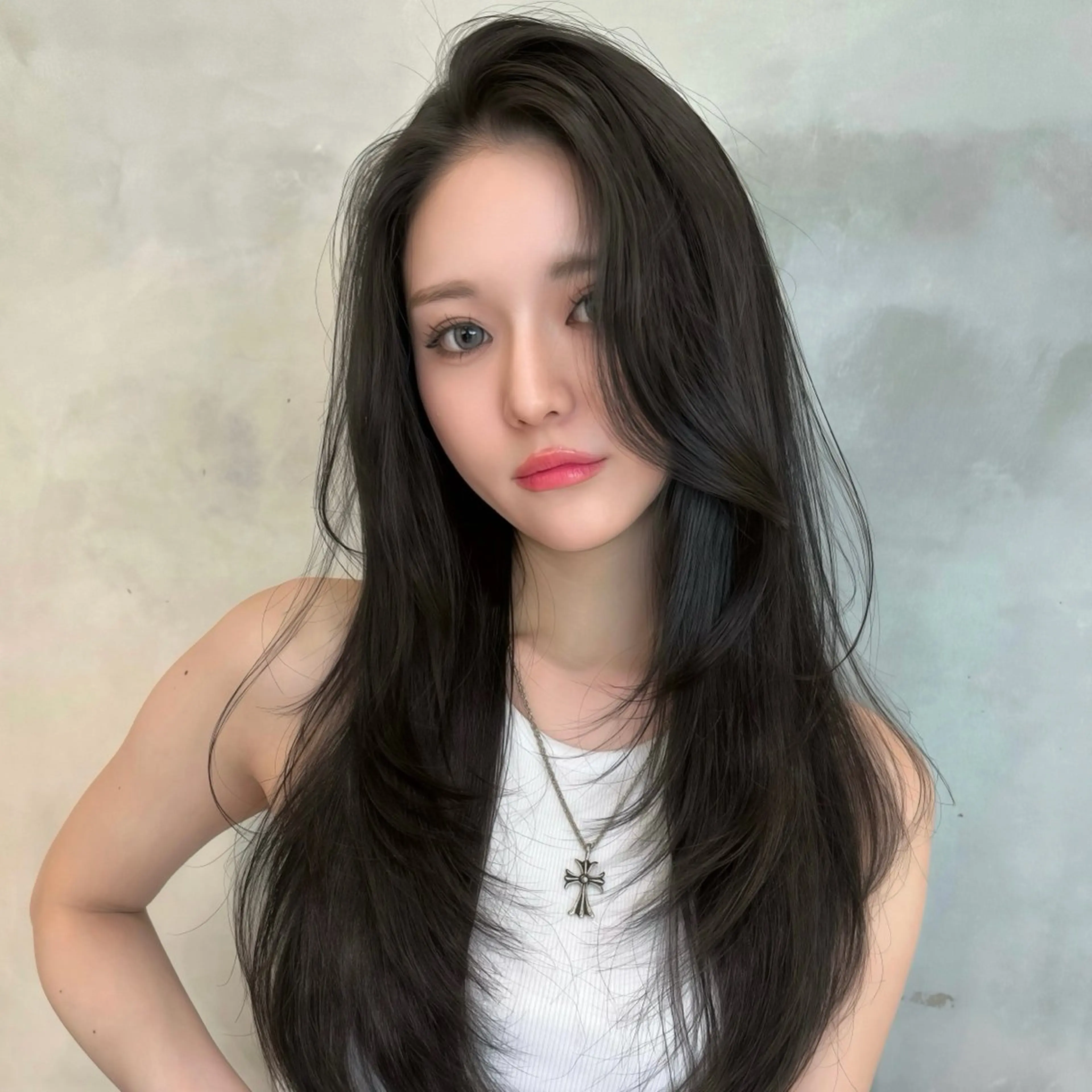 ロング カラー ハイレイヤー レイヤーカット カット ヘアカラー トリートメント 荻野 峻輔/レイヤー /韓国ヘア/艶カラーのヘアスタイル