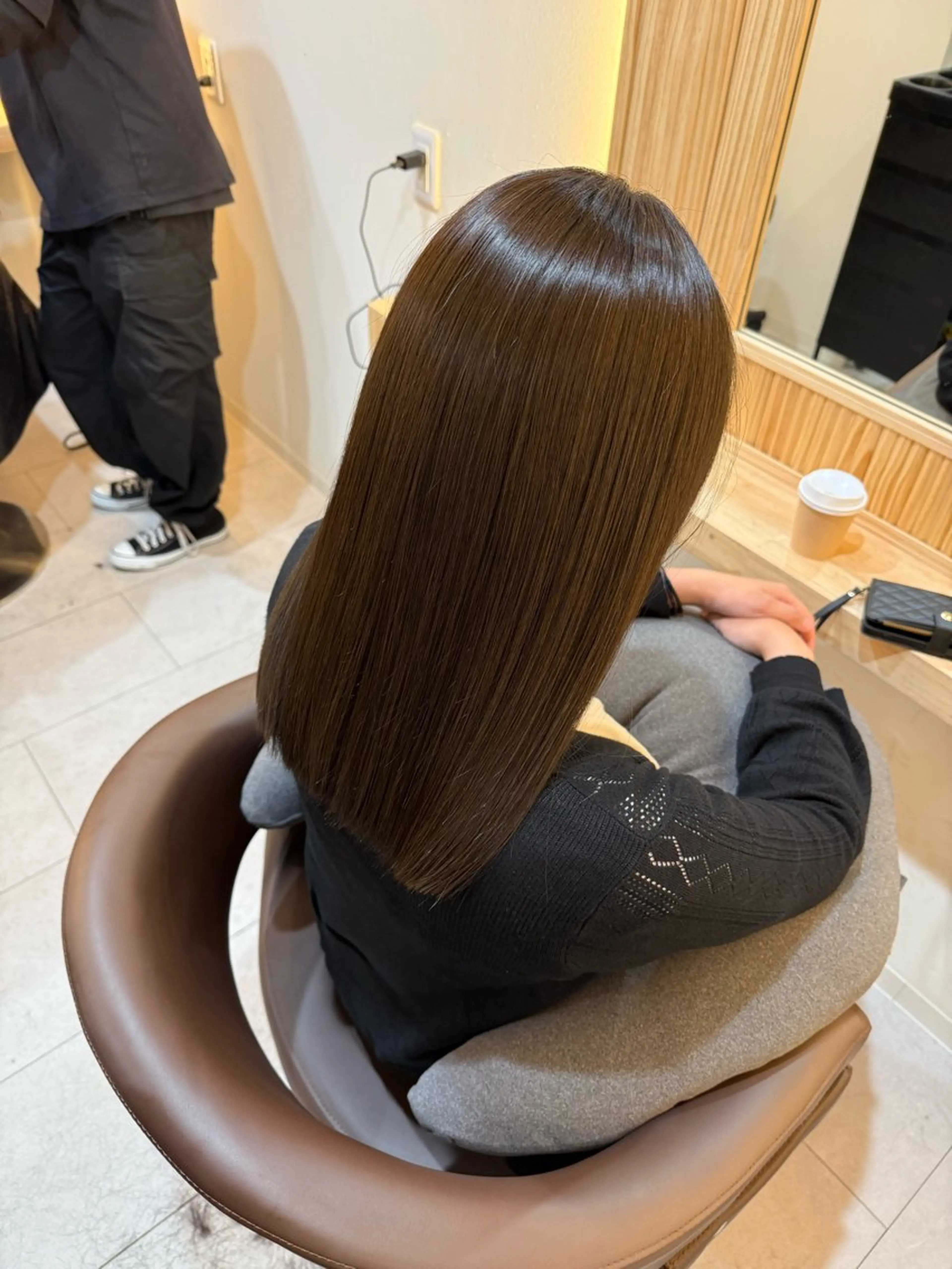 セミロング 髪質改善 attrait南堀江所属・KAISEI髪質改善 /縮毛矯正のヘアスタイル