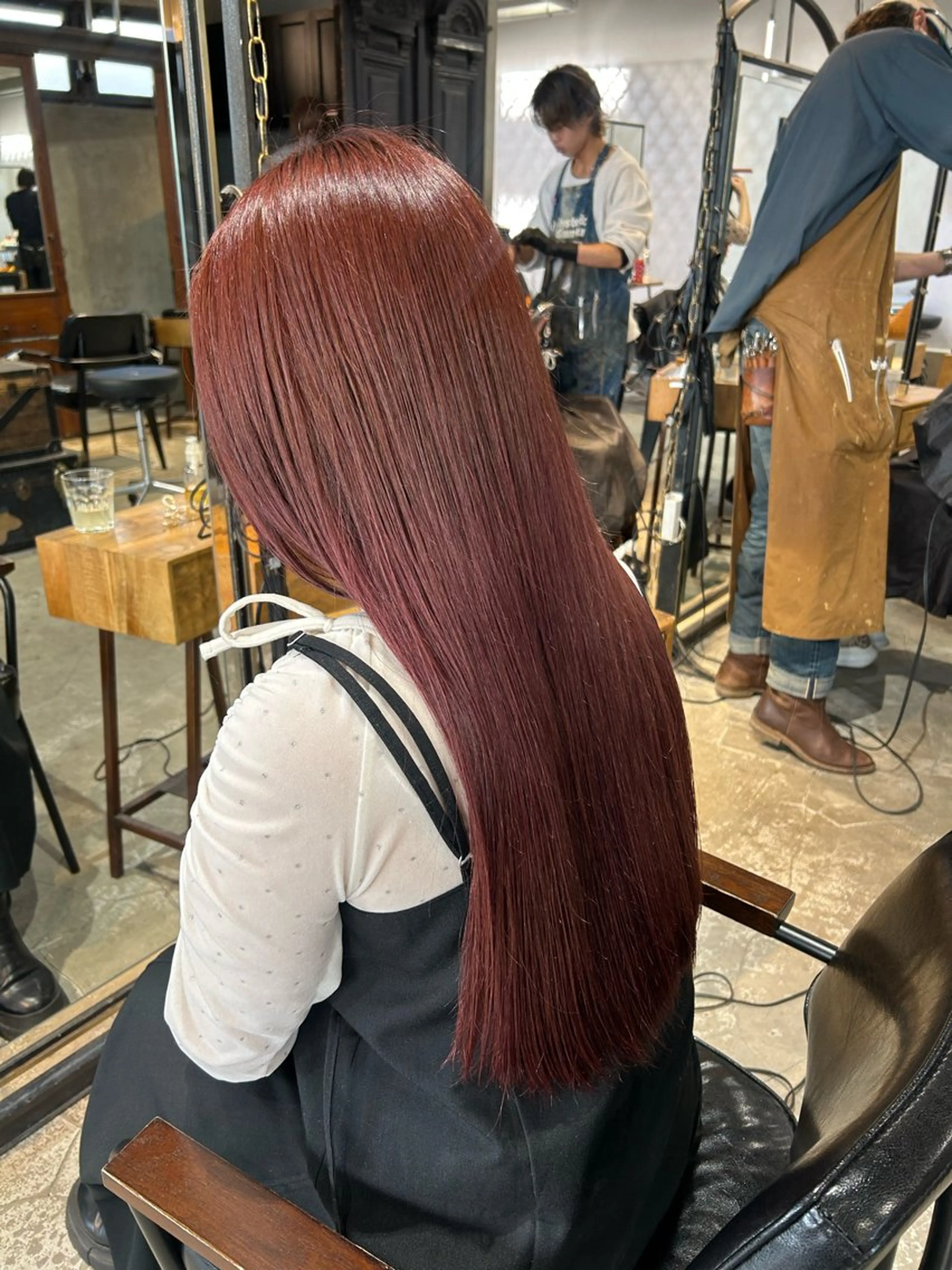 セミロング カラー ヘアアレンジ ケアカラー ピンクカラー レッドカラー ヘアカラー トリートメント ヘッドスパ ヘアセット 🌿透明感/レイヤー 🌿TATSUKIのヘアスタイル