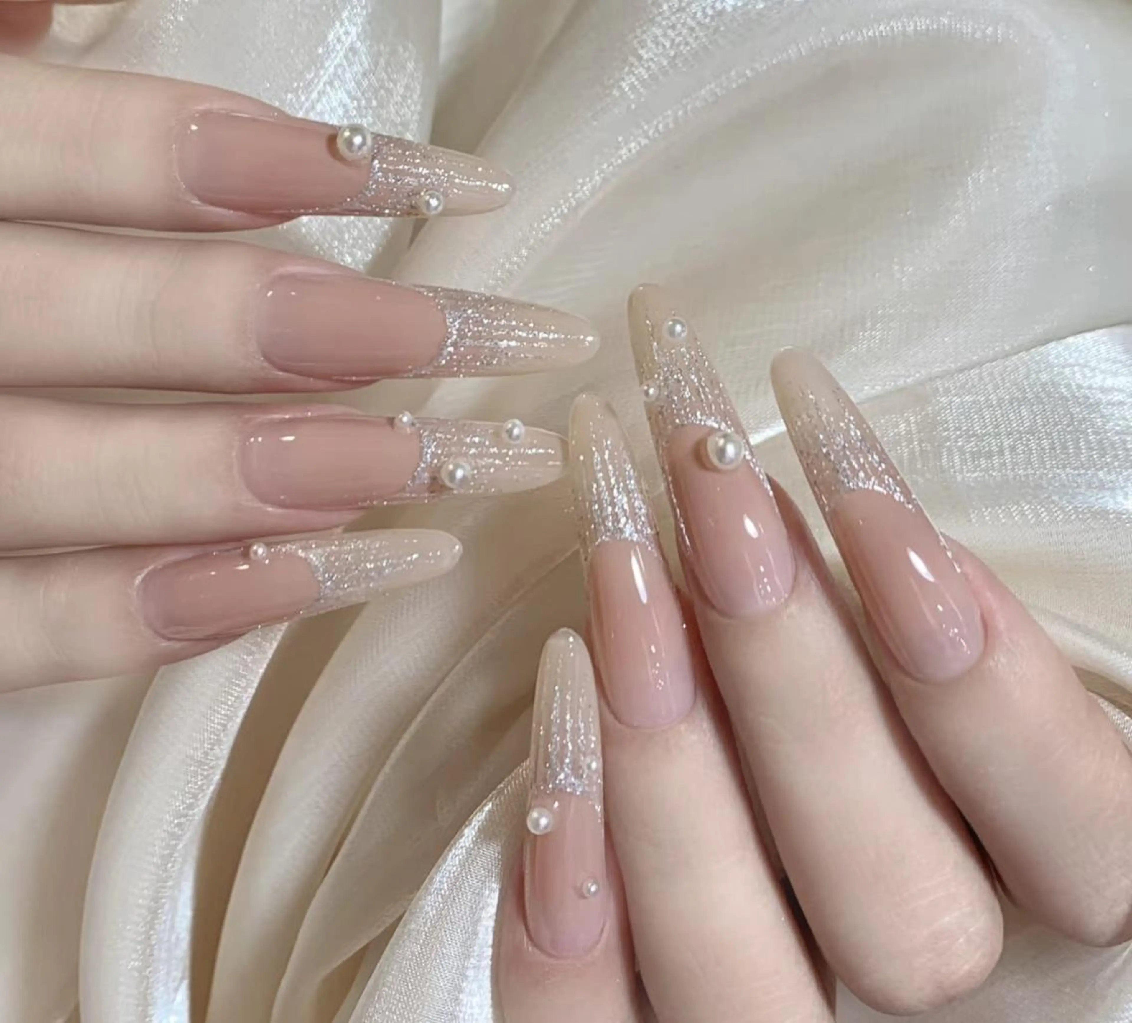 ネイル ハンドネイル 🎀 Ayaka_nailのネイルデザイン