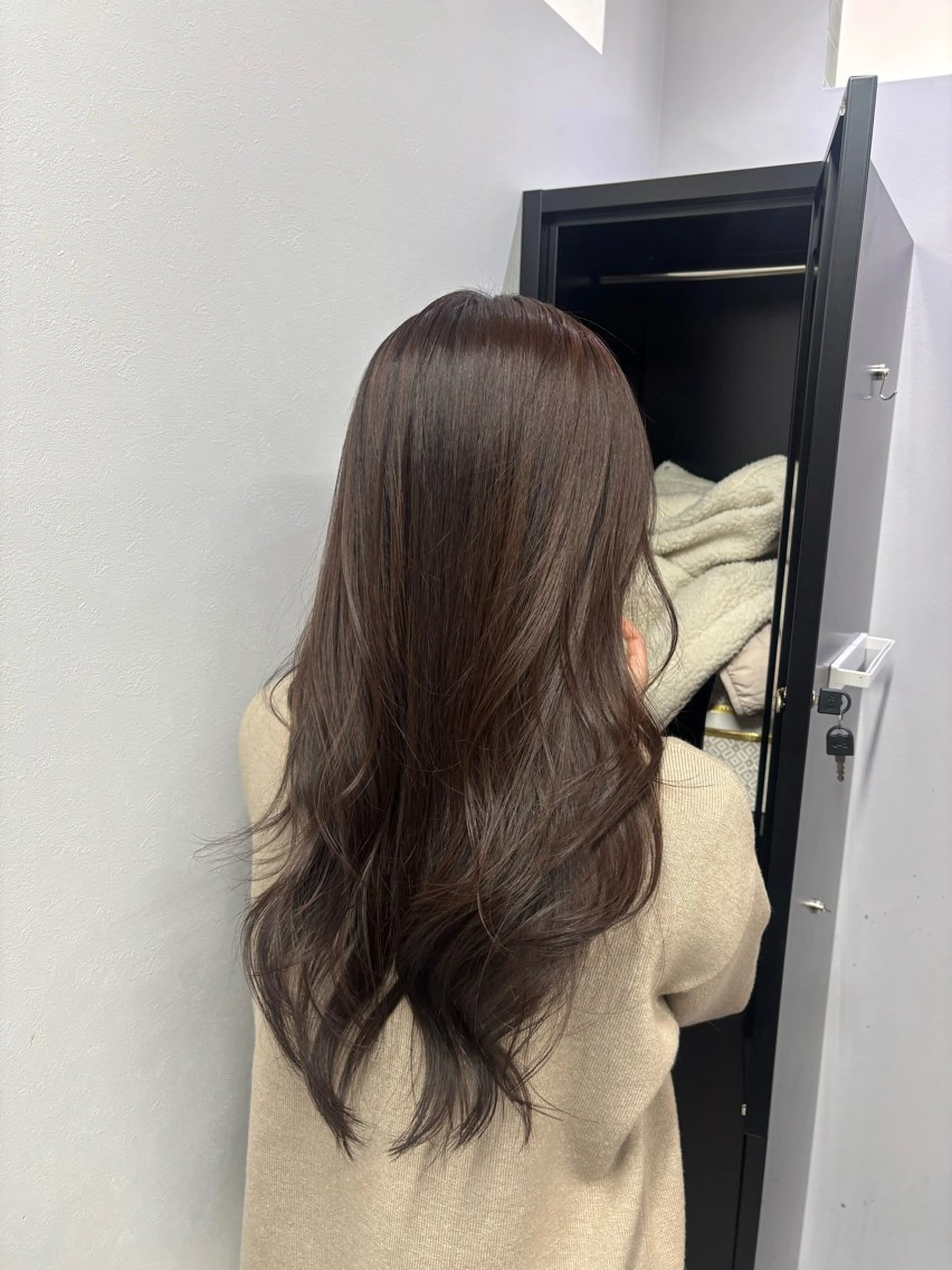 ロング rise/艶カラー/ レイヤーのヘアスタイル