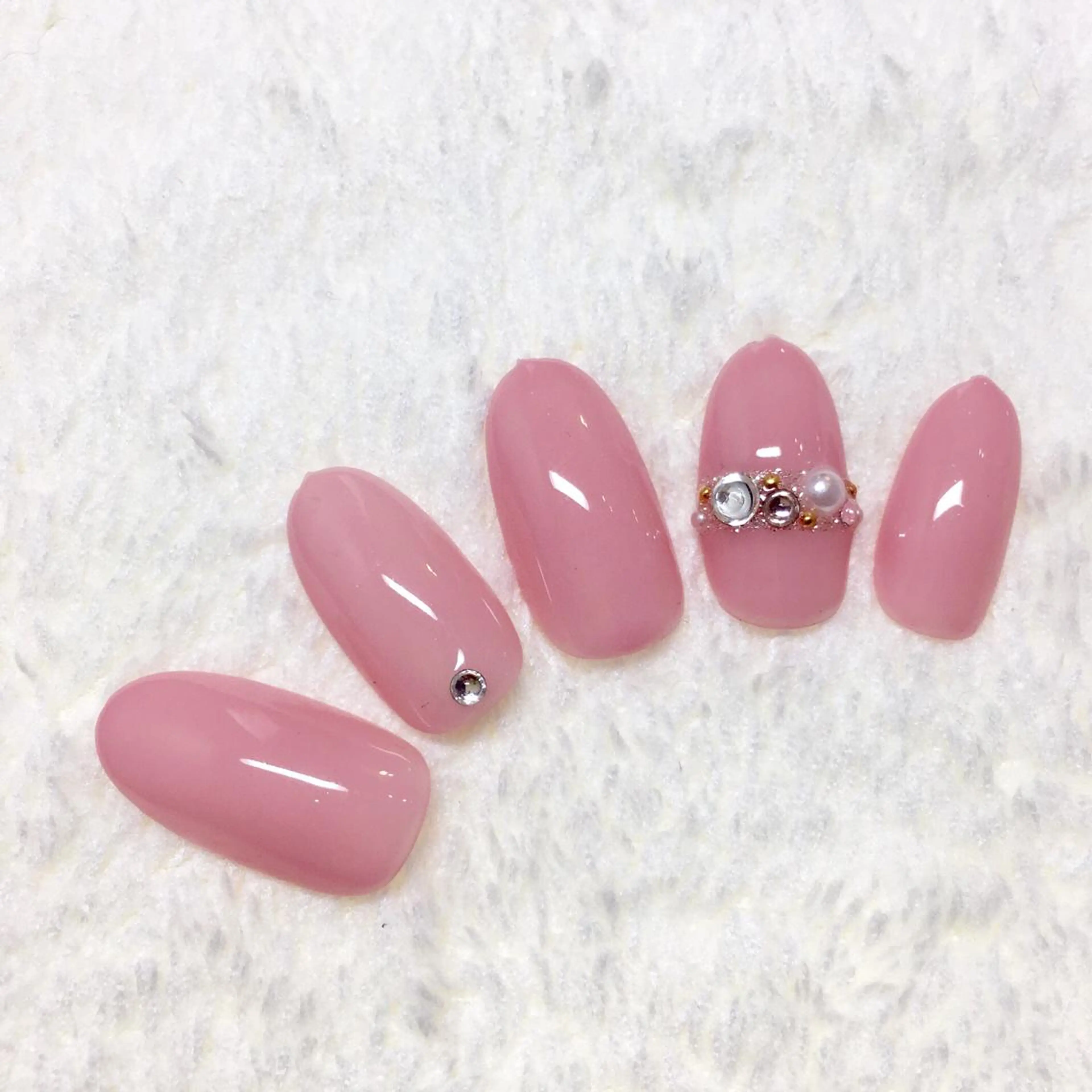 ネイル Aubel.nord_nail所属・Aubel.nord オーベルノールのネイルデザイン