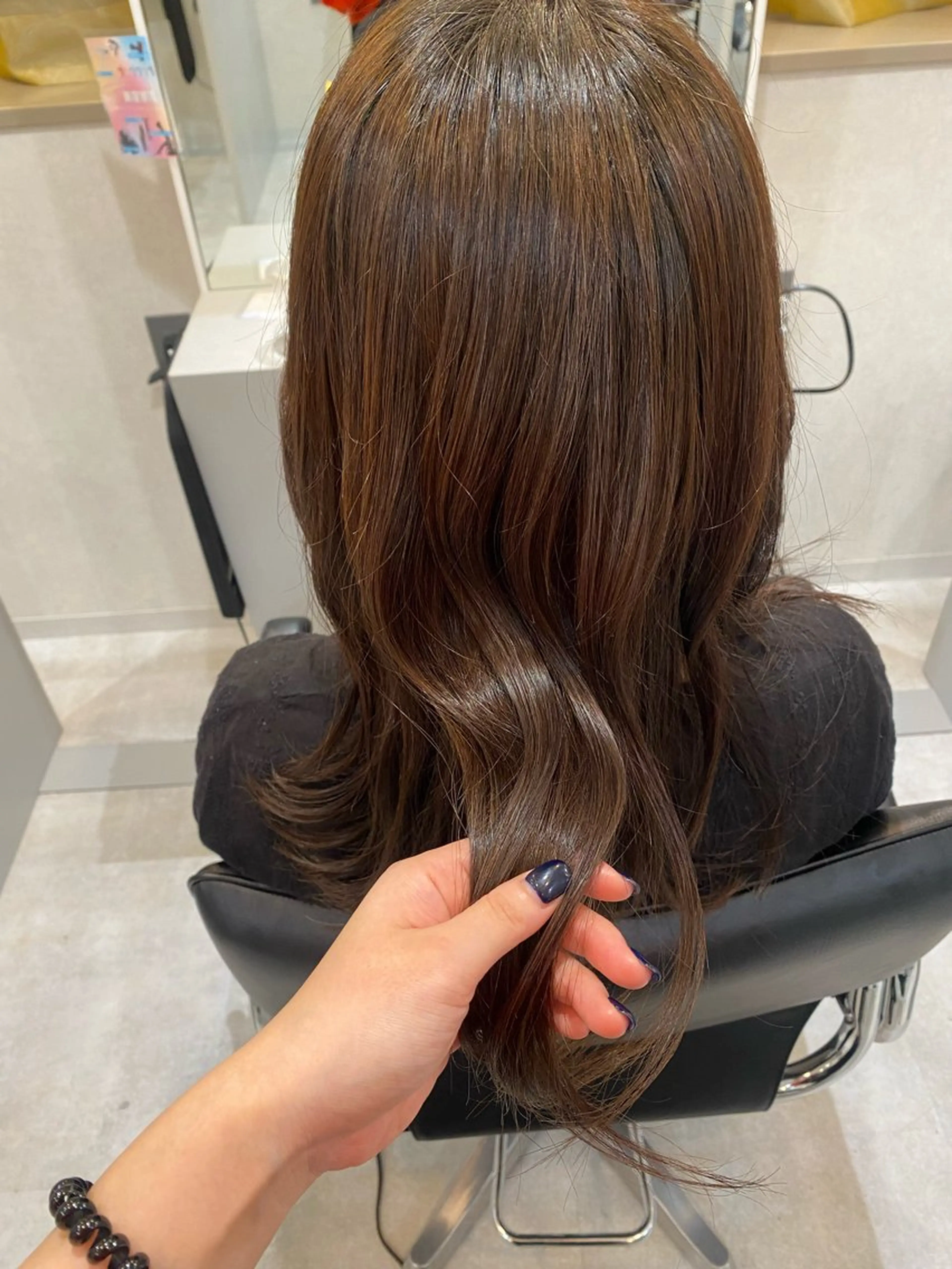 セミロング 松尾 美南海のヘアスタイル