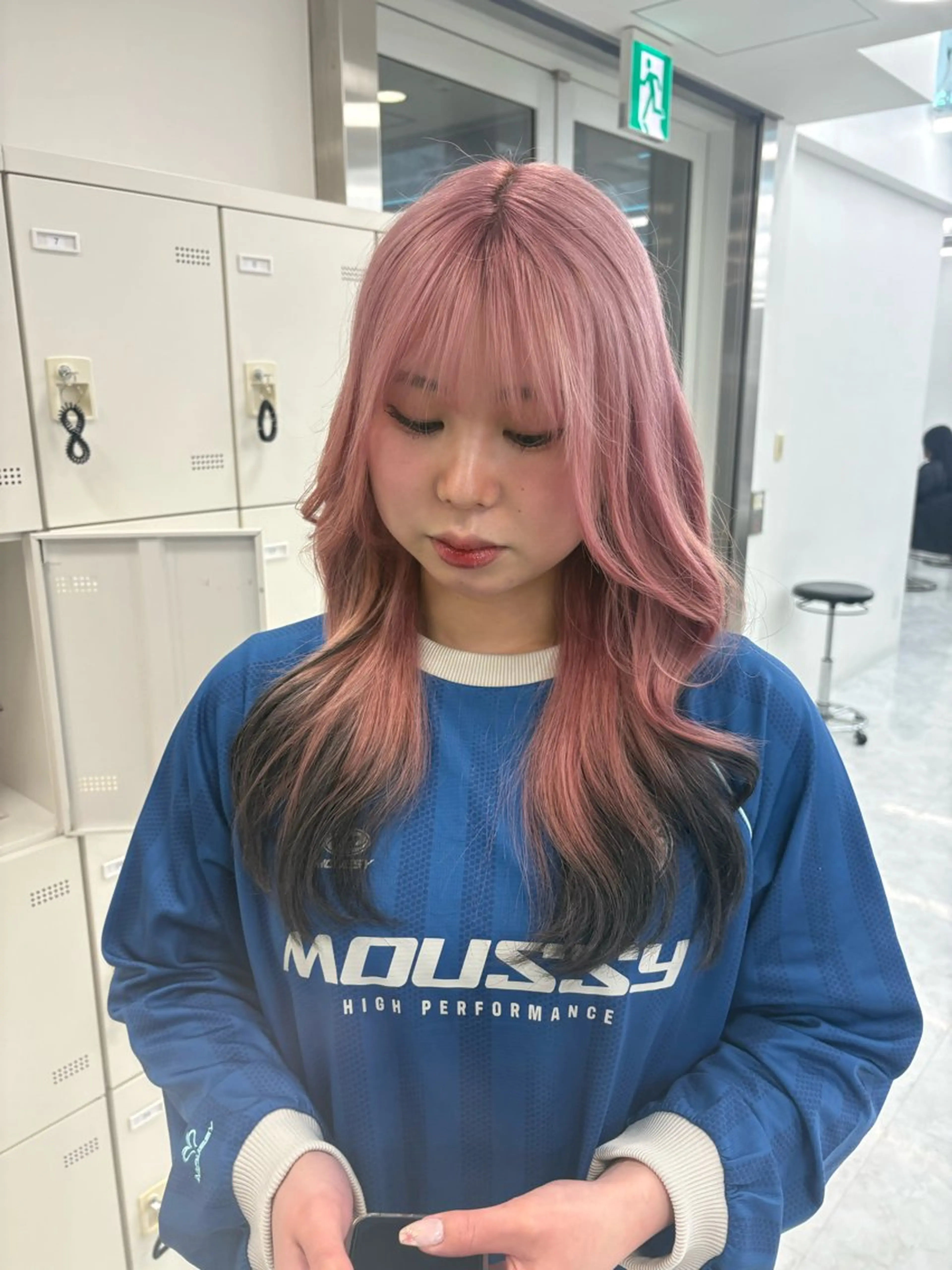 カラー ハイトーン/透明感 艶カラー/SAKI‎のヘアスタイル