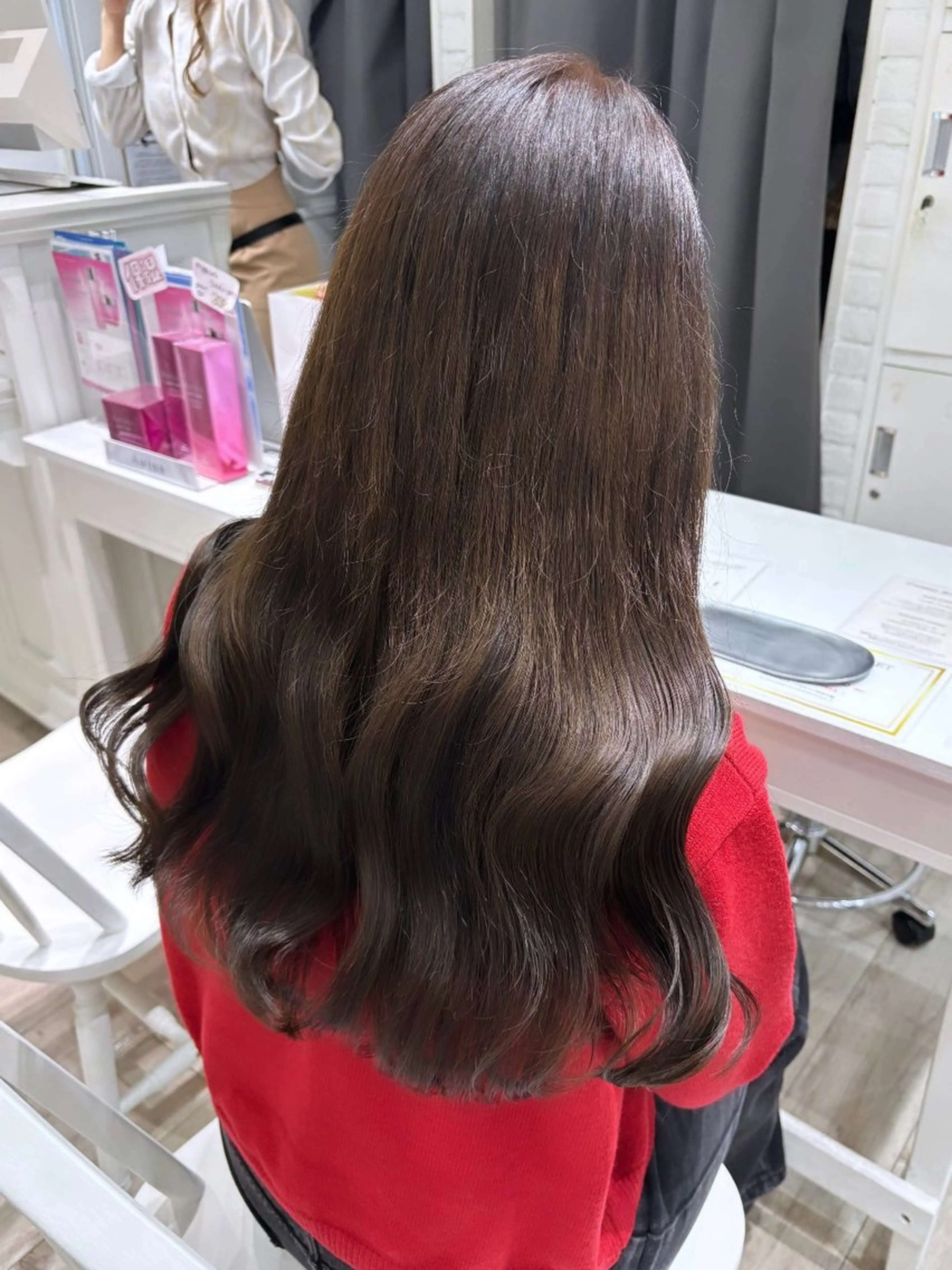 ロング カラー ブリーチ ブリーチなしカラー Eliss 堀江所属・暖色カラー🎀 門内 梨真のヘアスタイル