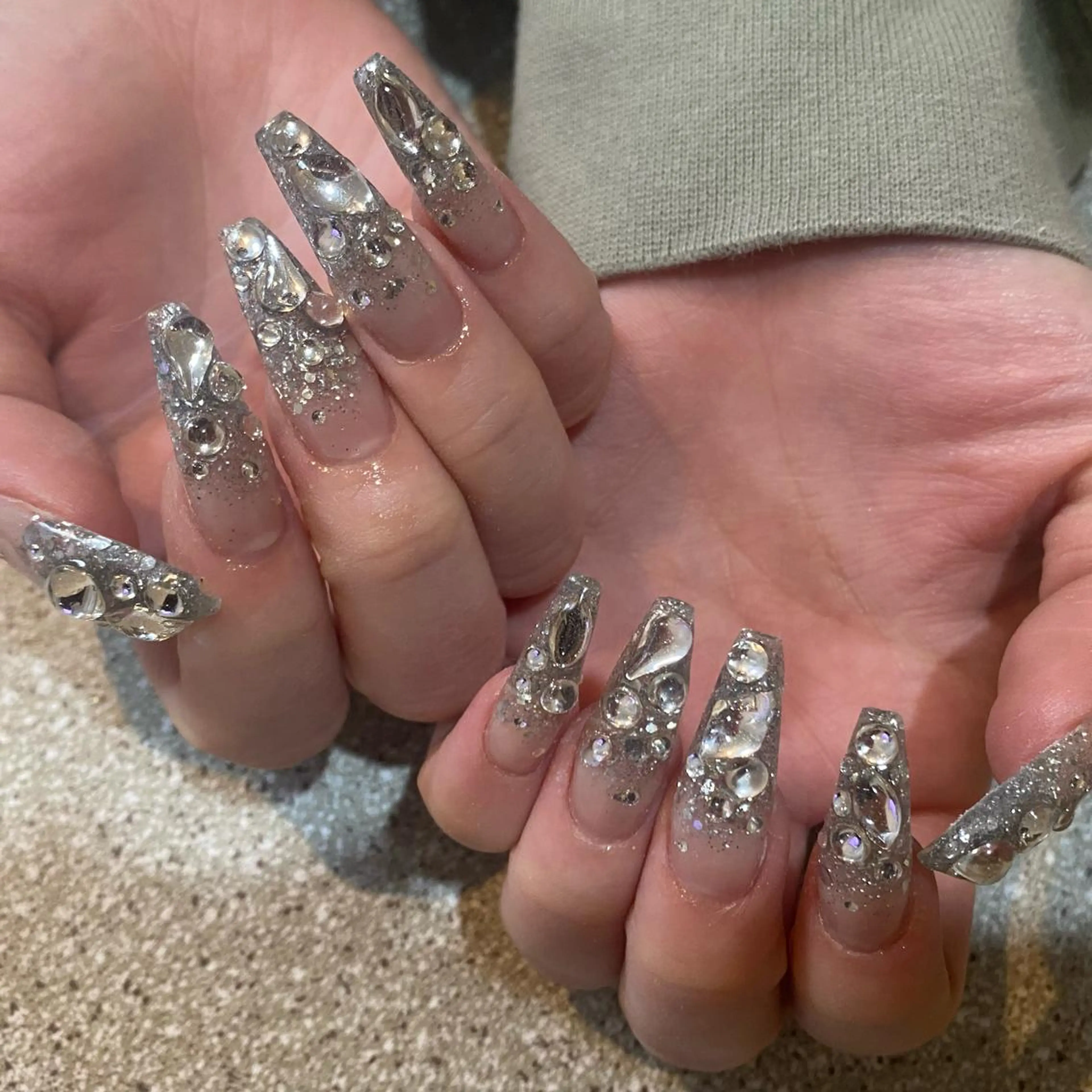 【ご新規様🌴夏限定価格】☆オフなし☆スカルプやり放題！ストーン･パーツ付け放題♪の写真