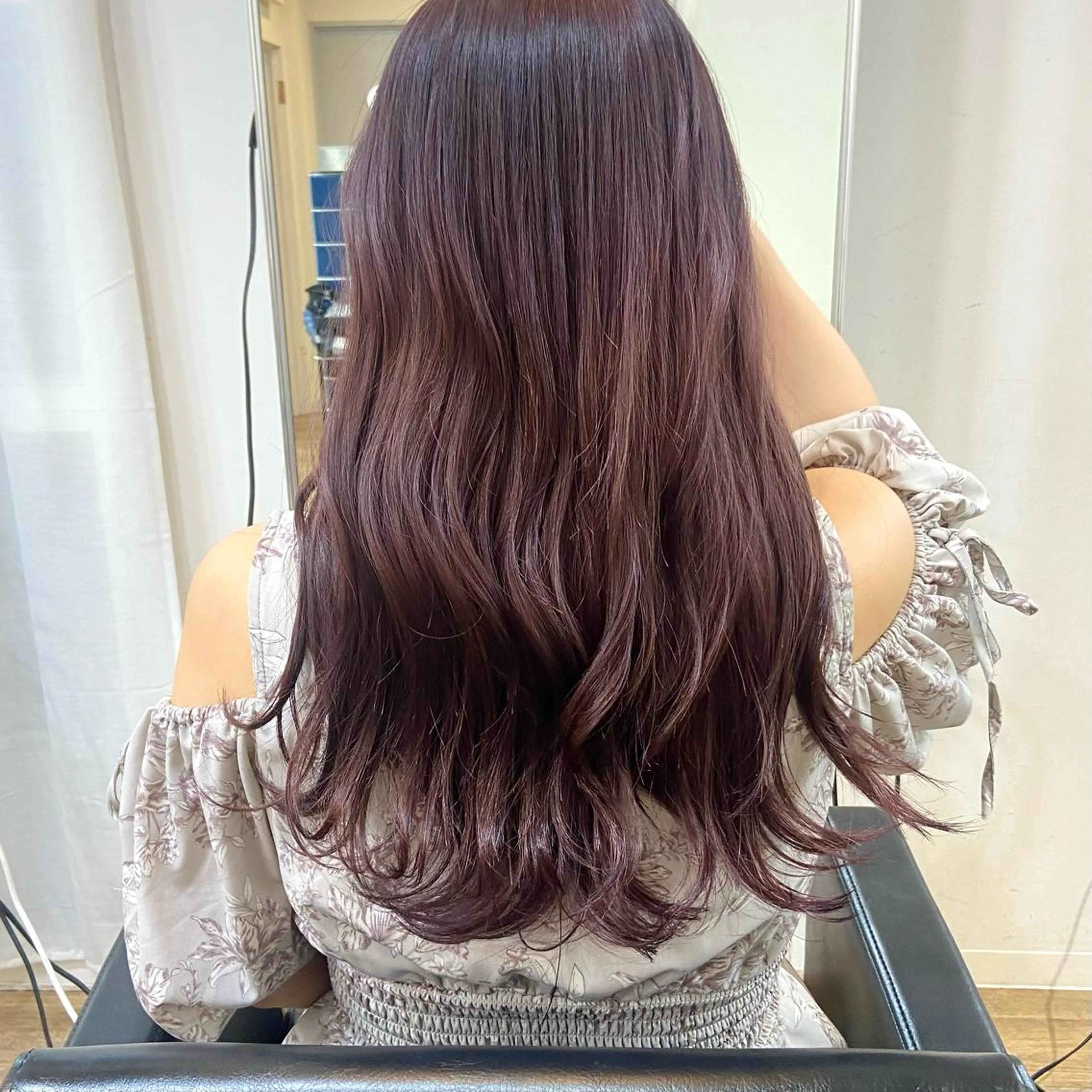 ロング カラー ベージュカラー ブリーチ ケアブリーチ 透明感カラー ダブルカラー mai 🎀 / 梅田美容室のヘアスタイル