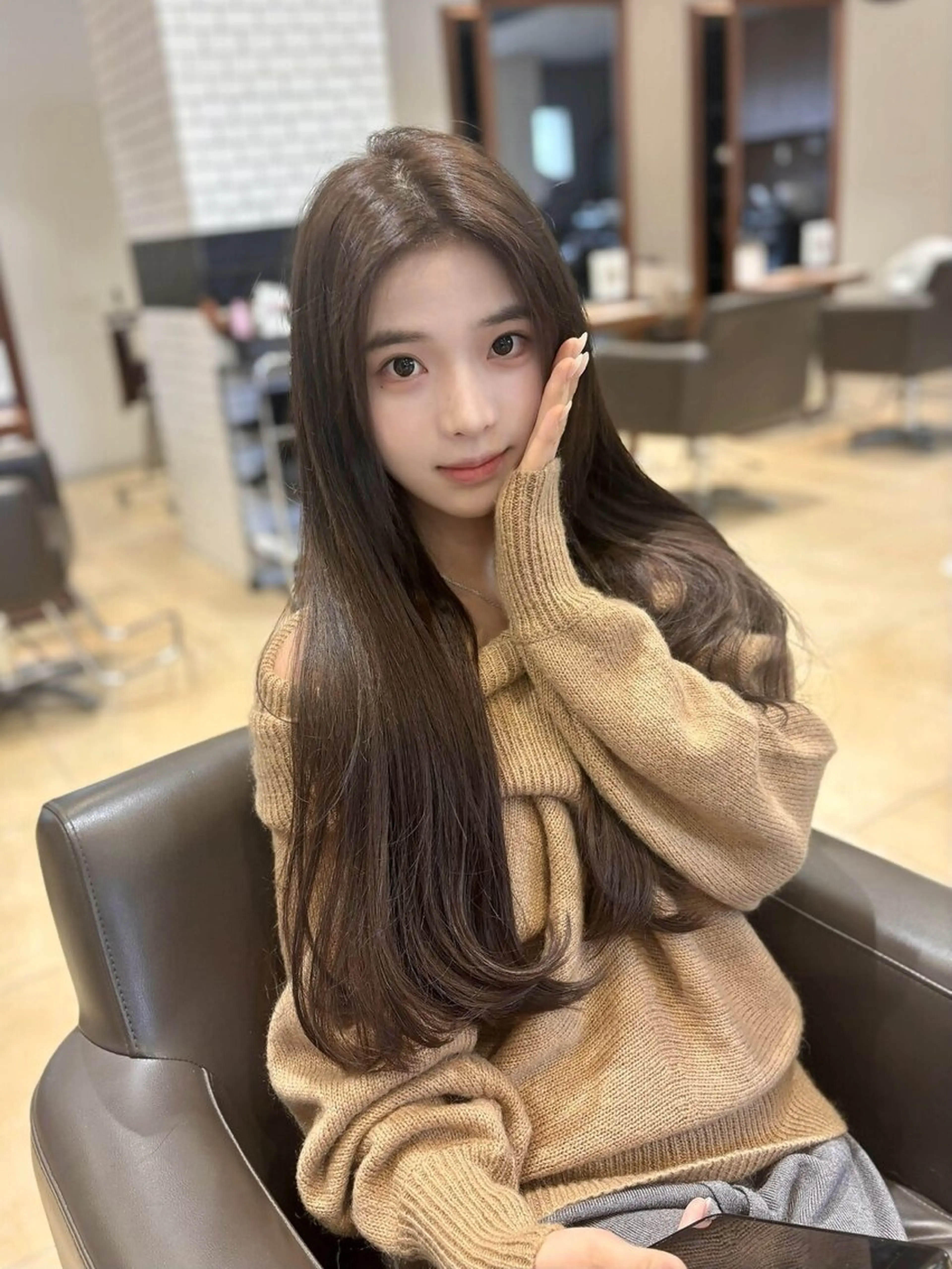 ミディアム カット トリートメント Maison髪質改善 レイヤー/三宮のヘアスタイル