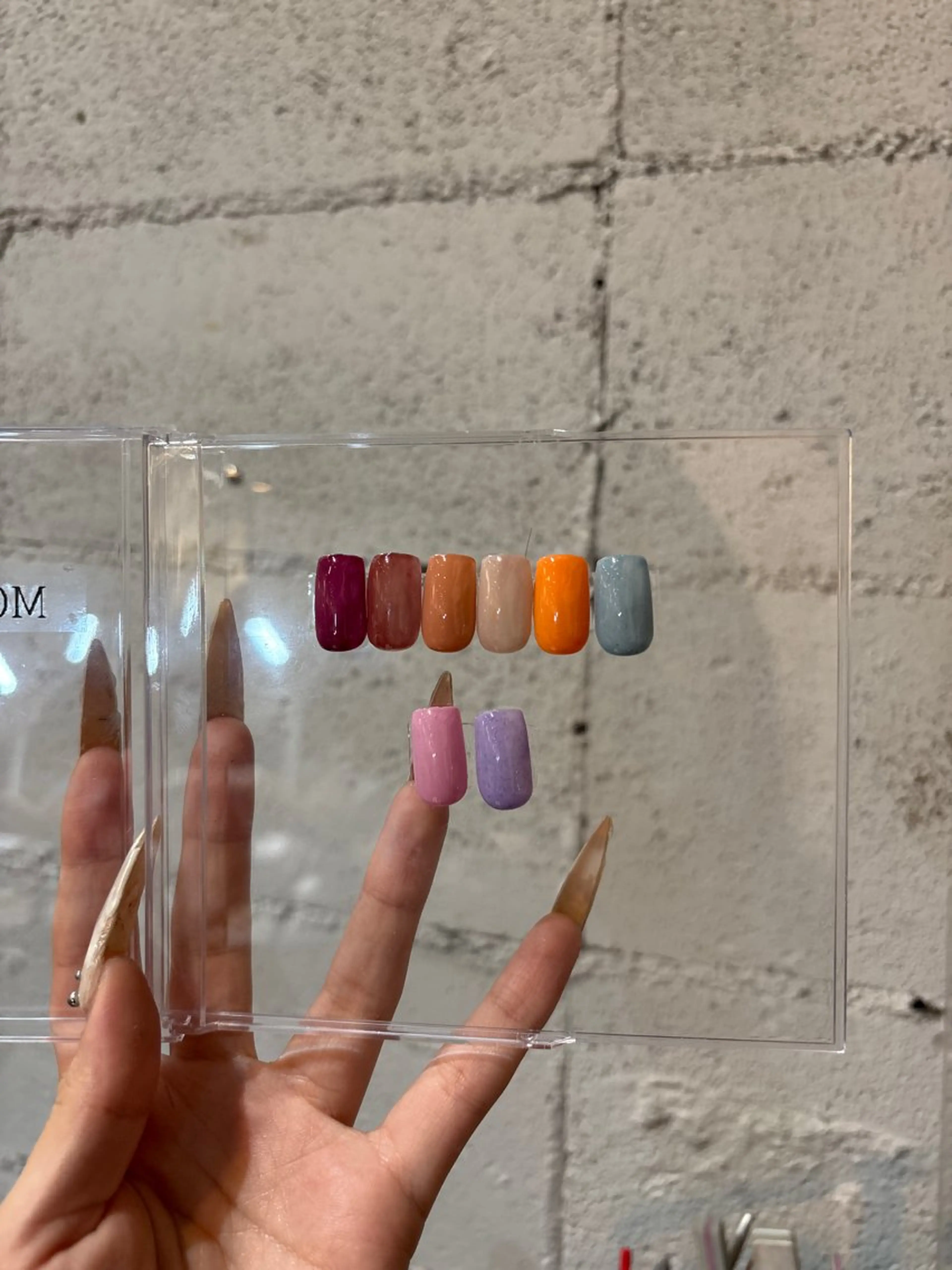 【練習モデル】ハンドジェルネイルワンカラー💅❤️🔥暖色系のモデルカラー5色からお選びいただけます🎶(オフなし)の写真