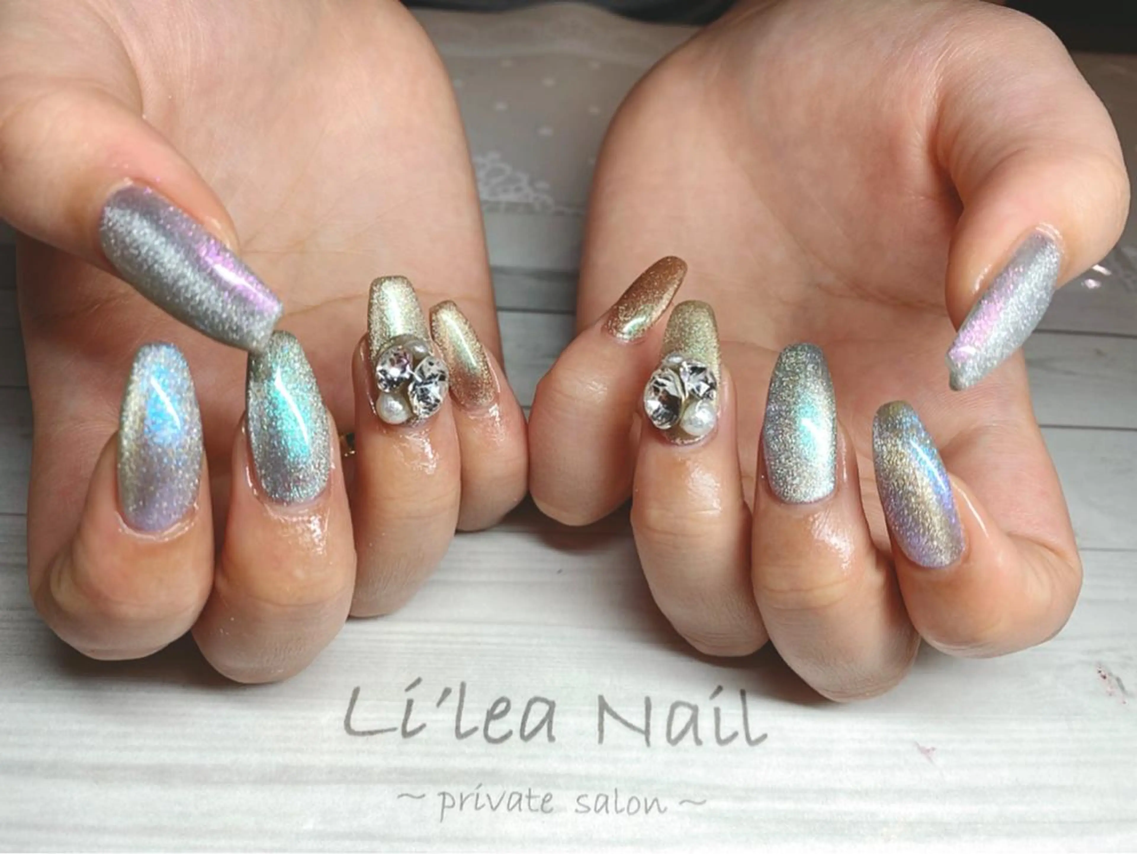 ネイル Li'leaNail AINAのネイルデザイン
