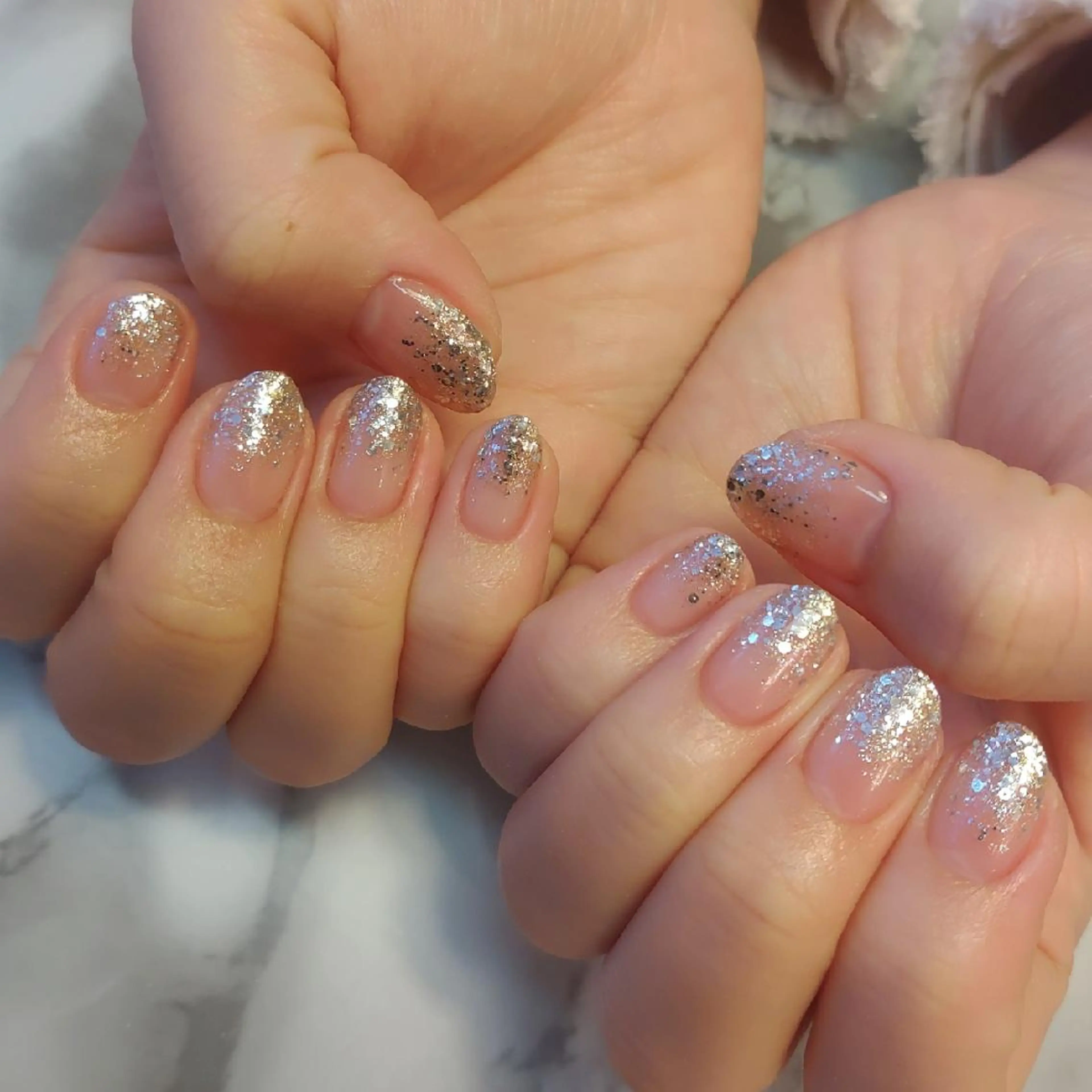 ネイル ラメ(グリッター) ラメグラデーション ジェヌインネイル 河内のネイルデザイン