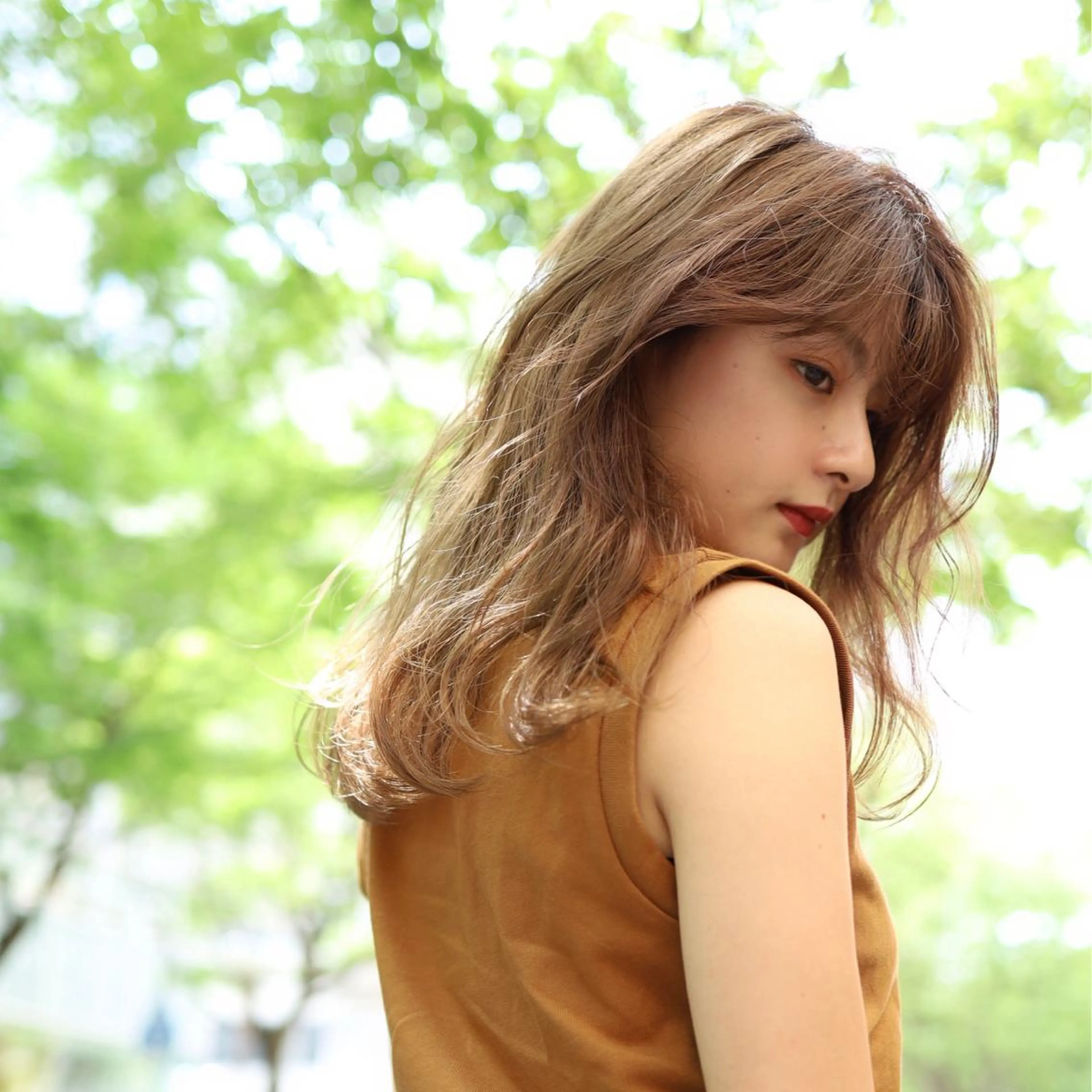 セミロング カラー ダブルカラー ヘアカラー トリートメント AMI Hair Supply所属・YUSUKE レイヤーカットカラーのヘアスタイル