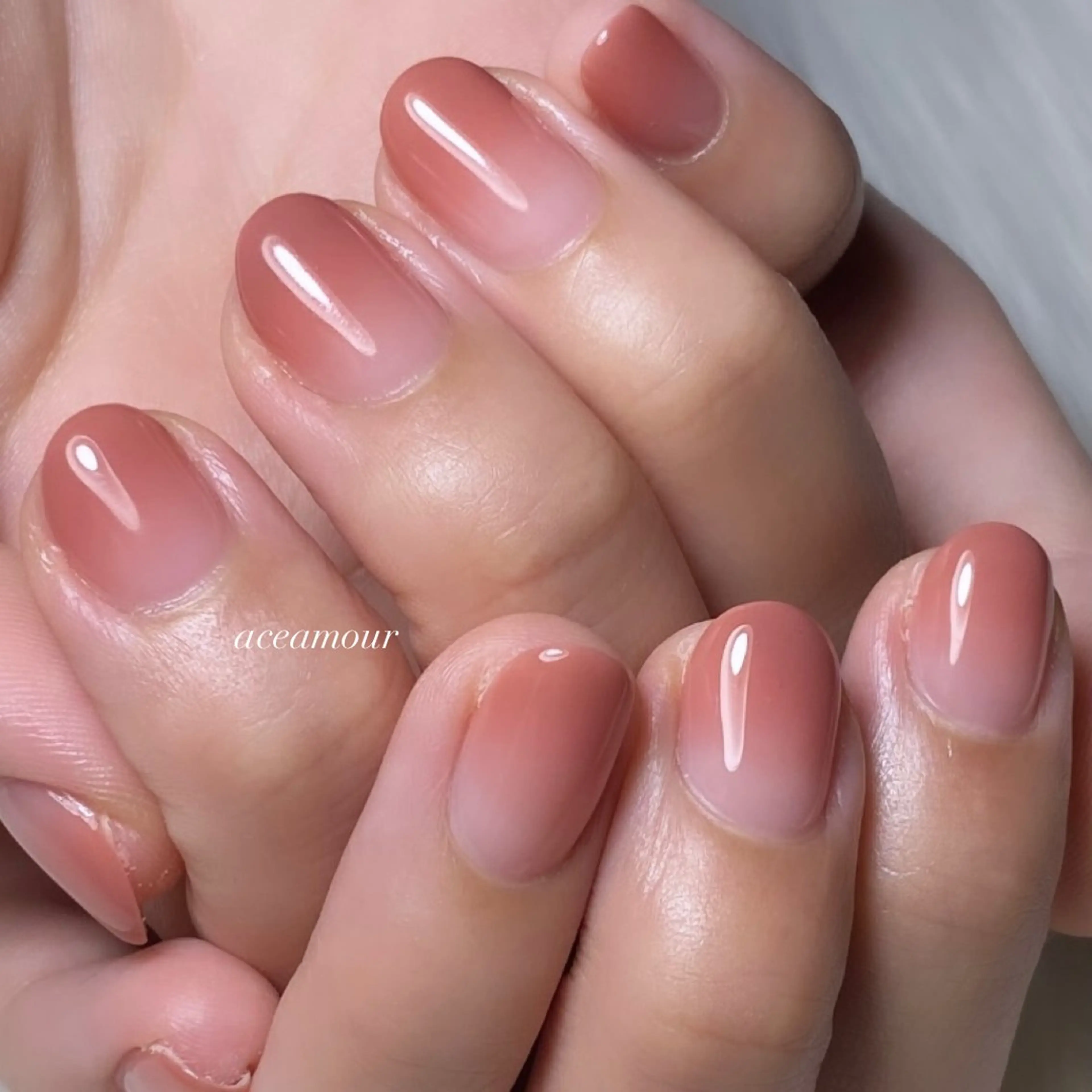 ネイル グラデーション ネイル/耳つぼ /新ホワイトニングのネイルデザイン