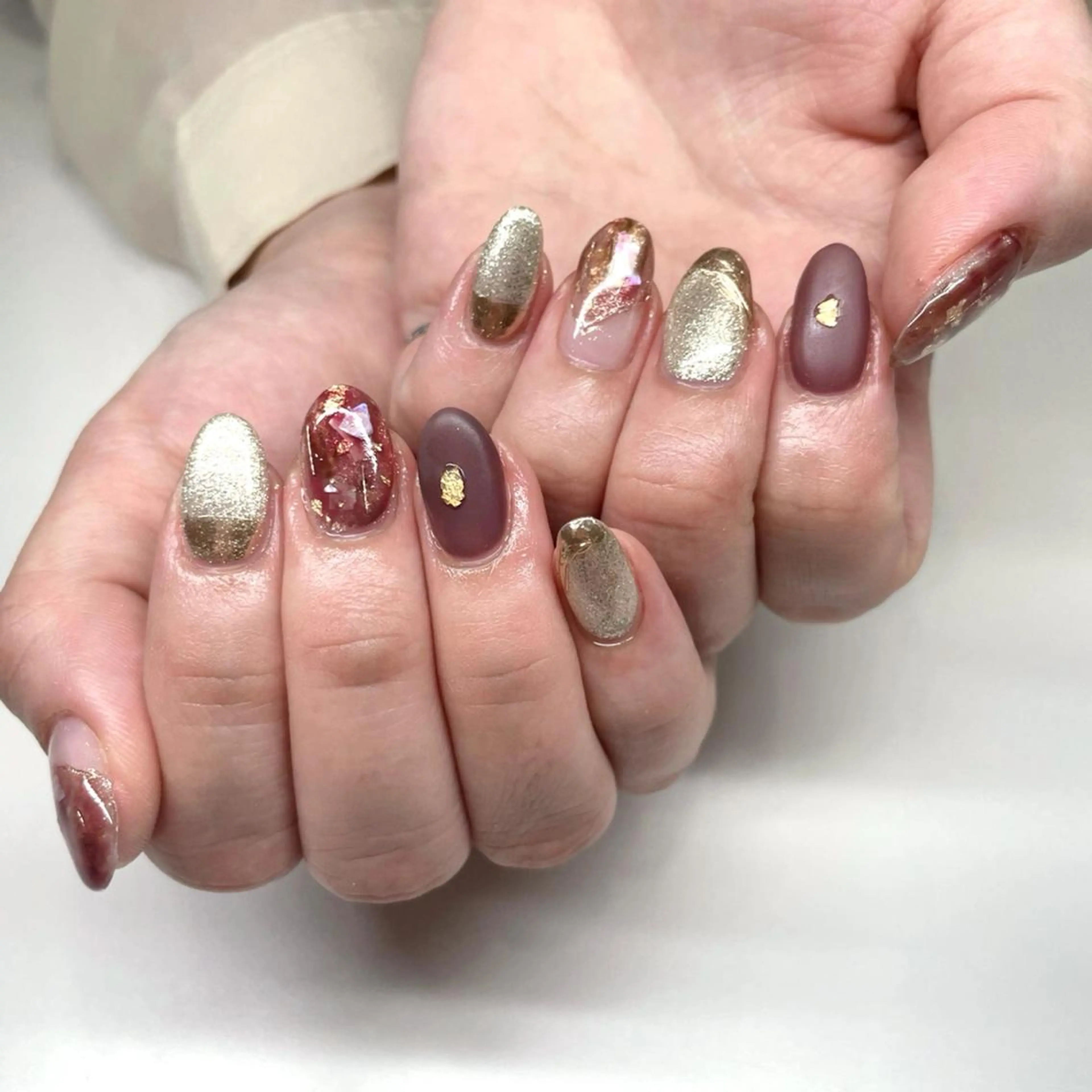 ミディアム Lety total beautyのネイルデザイン