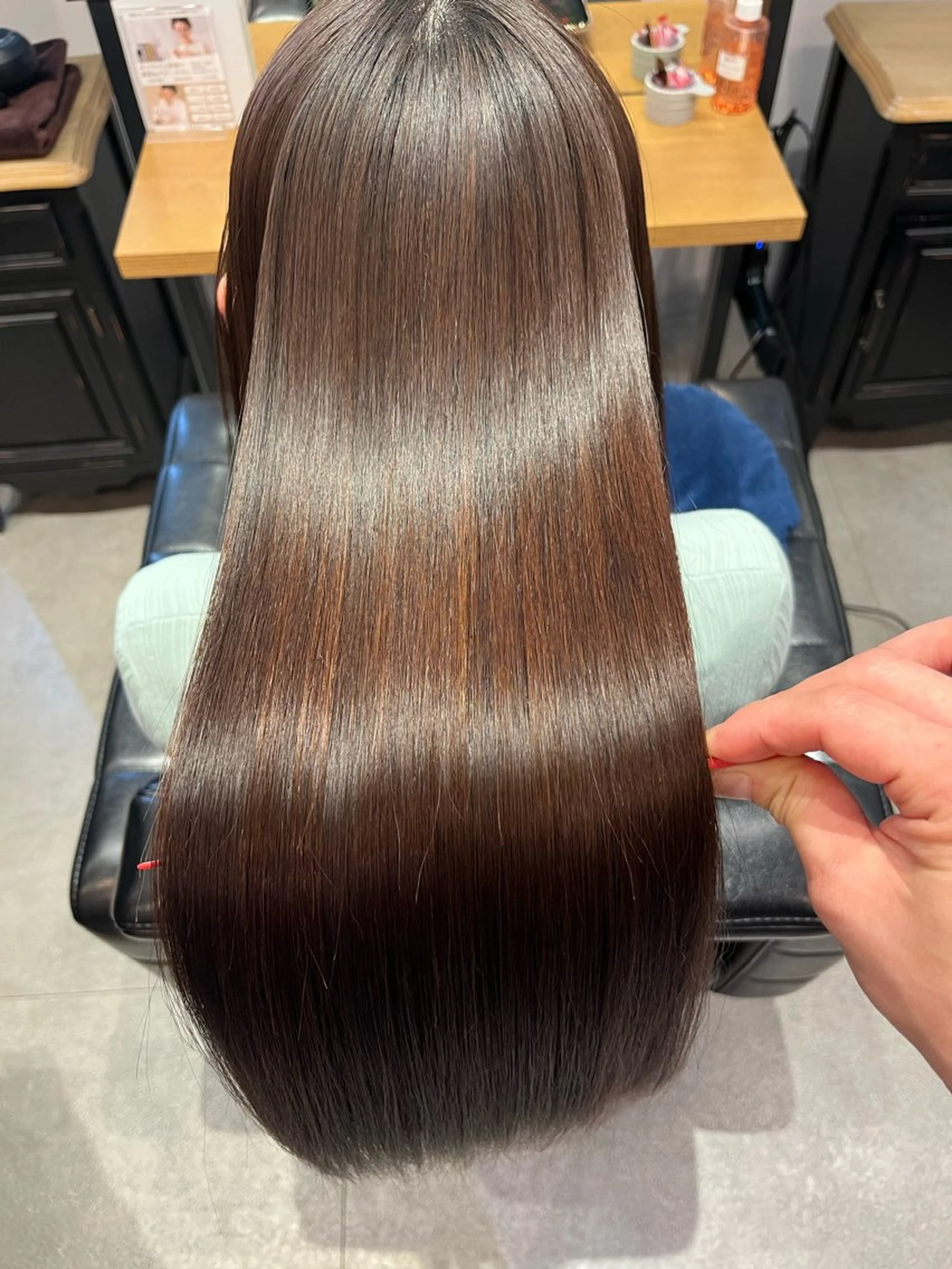 ロング 髪質改善 縮毛矯正 トリートメント 酸熱トリートメント トリートメント 髪質改善ヘアエステサロンLIFE所属・🌈髪質改善専門🌈 神田　達也のヘアスタイル